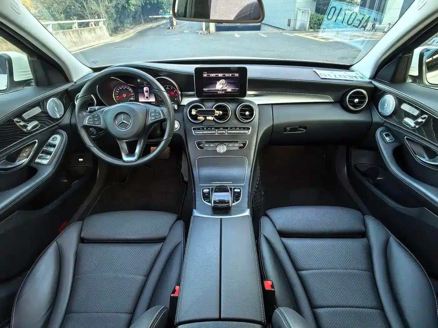 Mercedes-Benz C-Class 2018 C 200 L Sport Achievement Edition — миниатюра 4