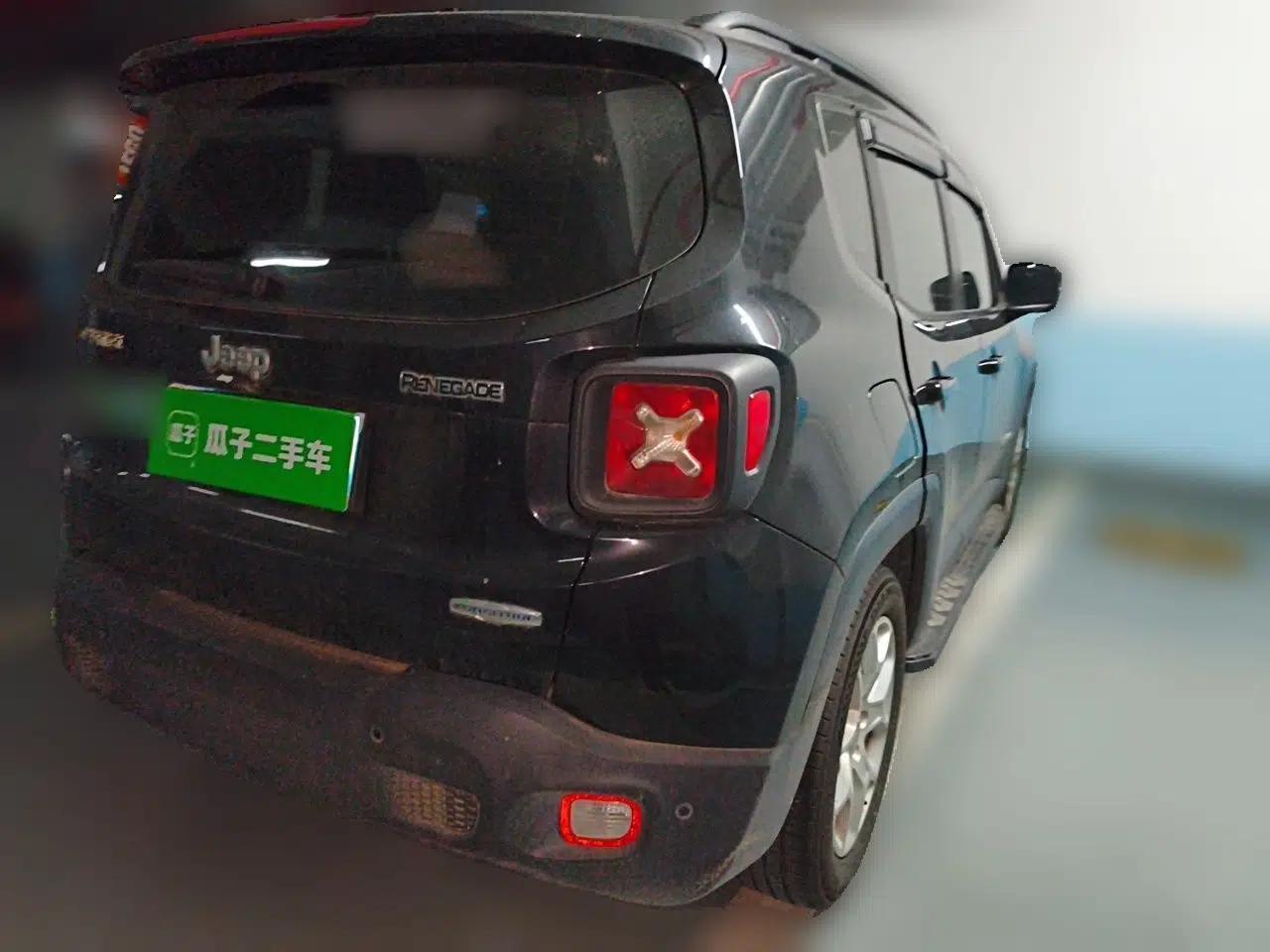 Jeep Renegade 2017 180T Automatic Jingneng Edition — миниатюра 6