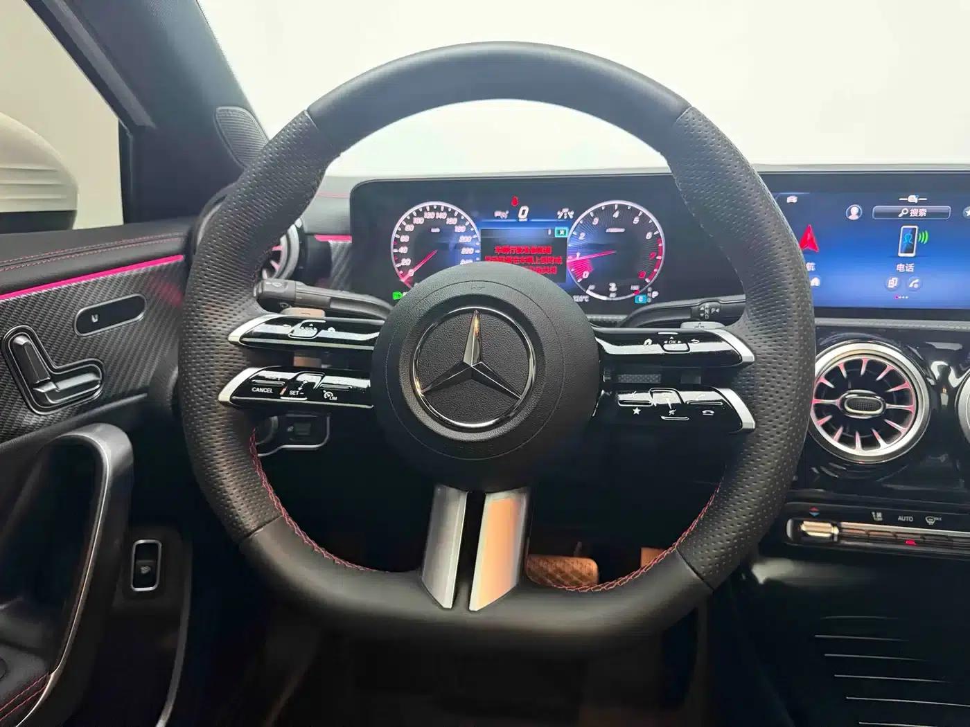 Mercedes-Benz A-Class 2024 Facelift A 200 L Fashion Model — миниатюра 6