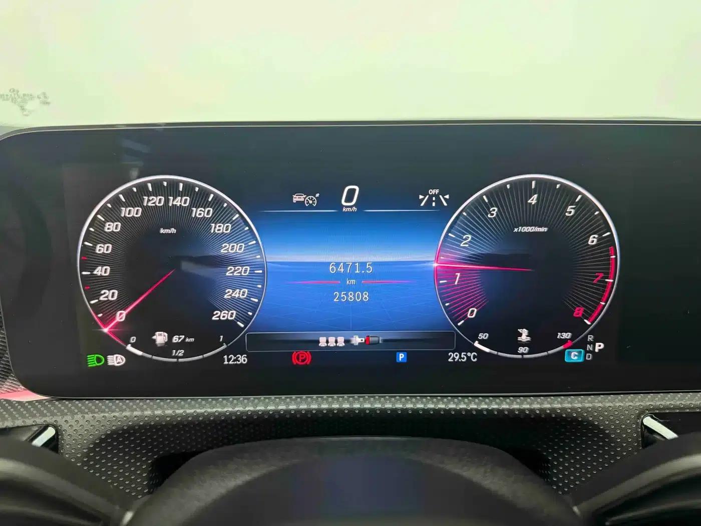 Mercedes-Benz A-Class 2024 Facelift A 200 L Fashion Model — миниатюра 9