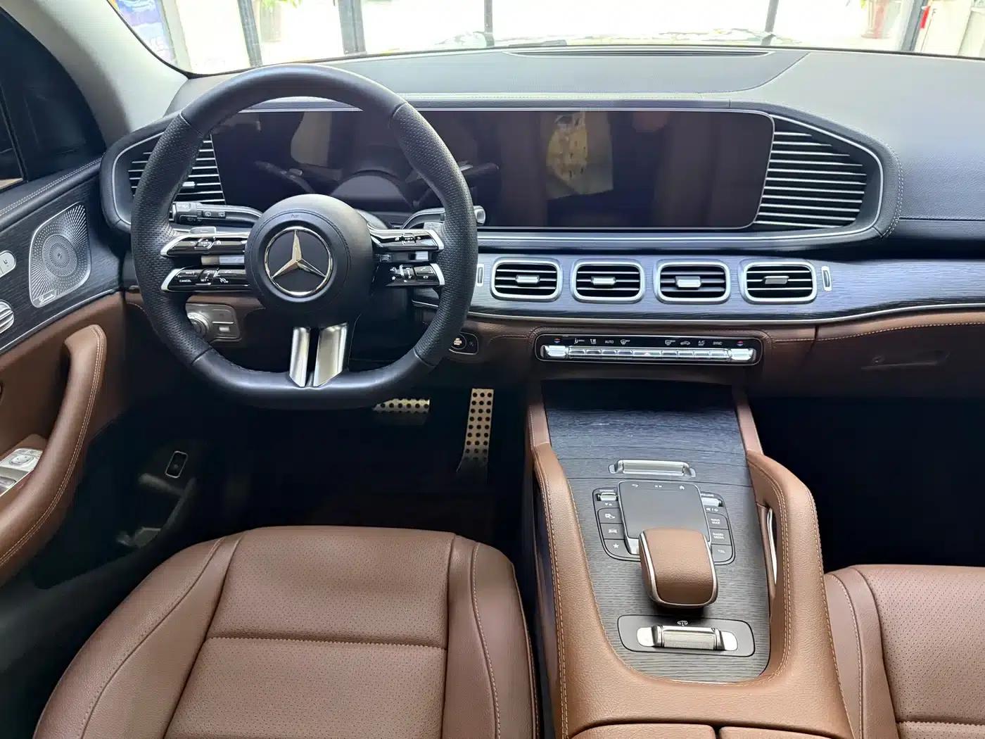 2025 Mercedes-Benz GLS 450 4MATIC Fashion Model — миниатюра 15