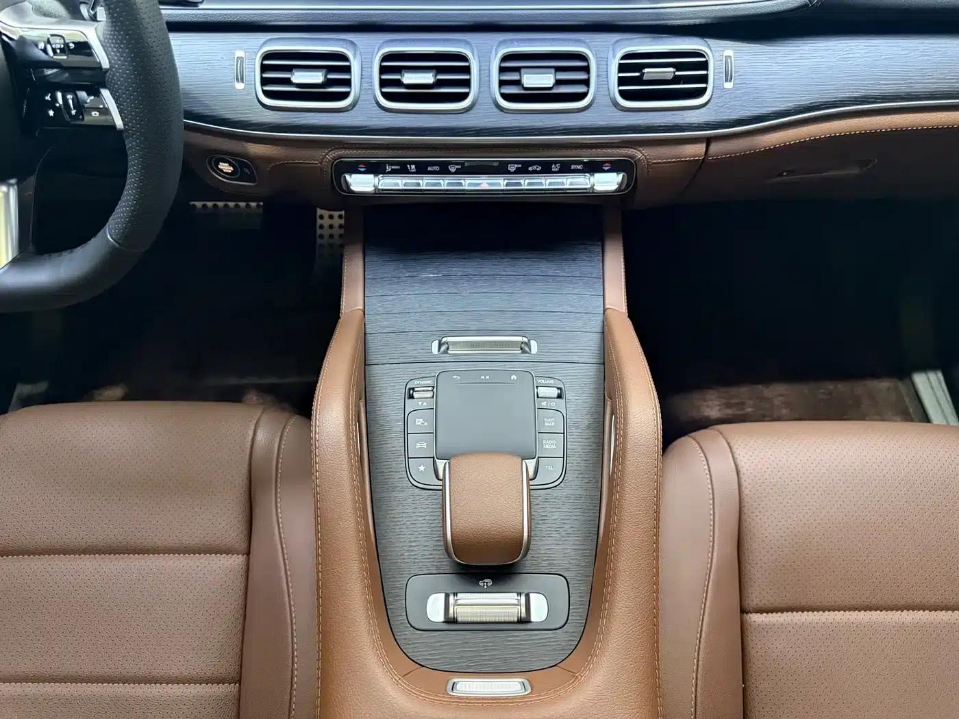 2025 Mercedes-Benz GLS 450 4MATIC Fashion Model — миниатюра 18
