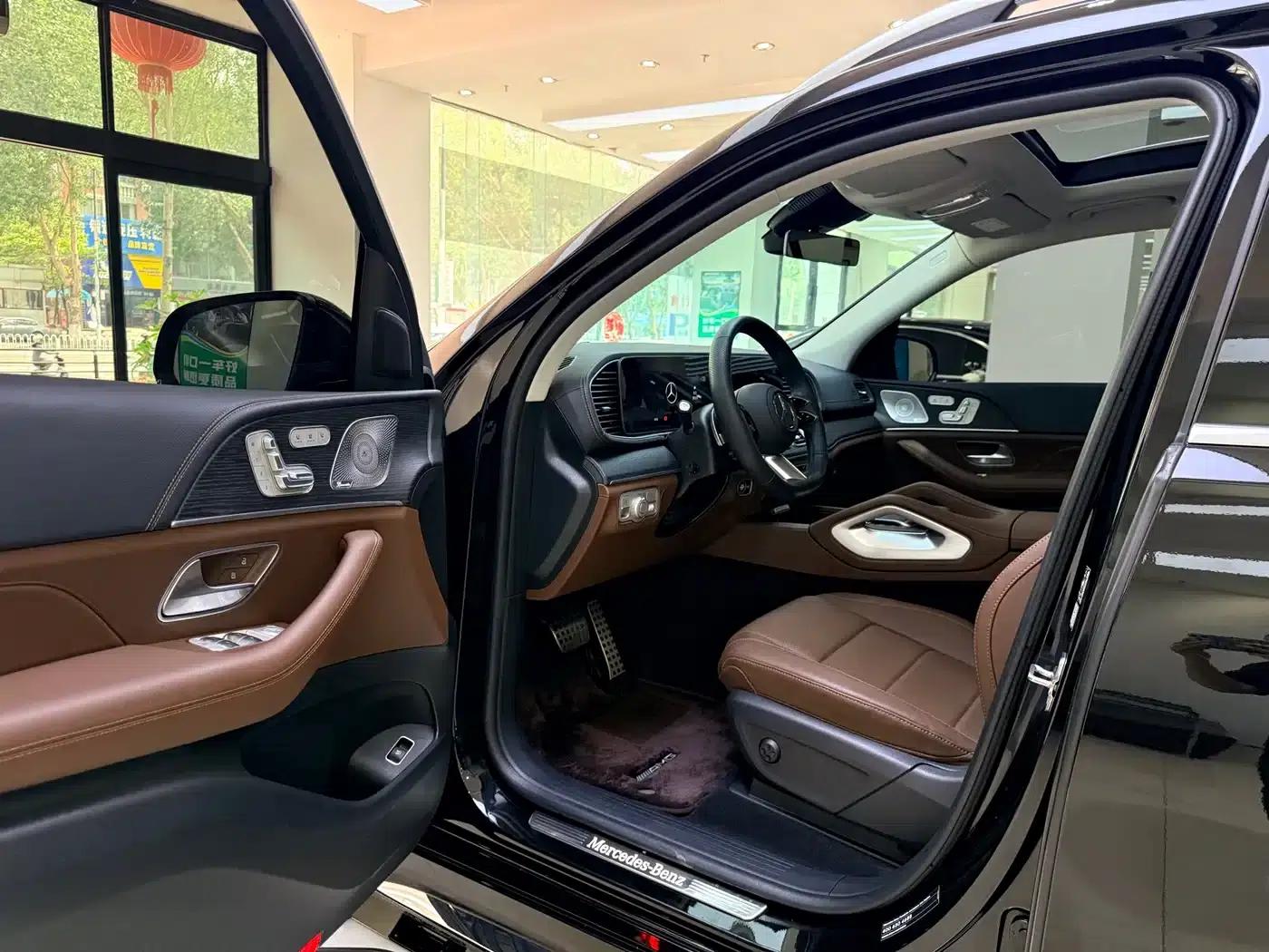 2025 Mercedes-Benz GLS 450 4MATIC Fashion Model — миниатюра 8
