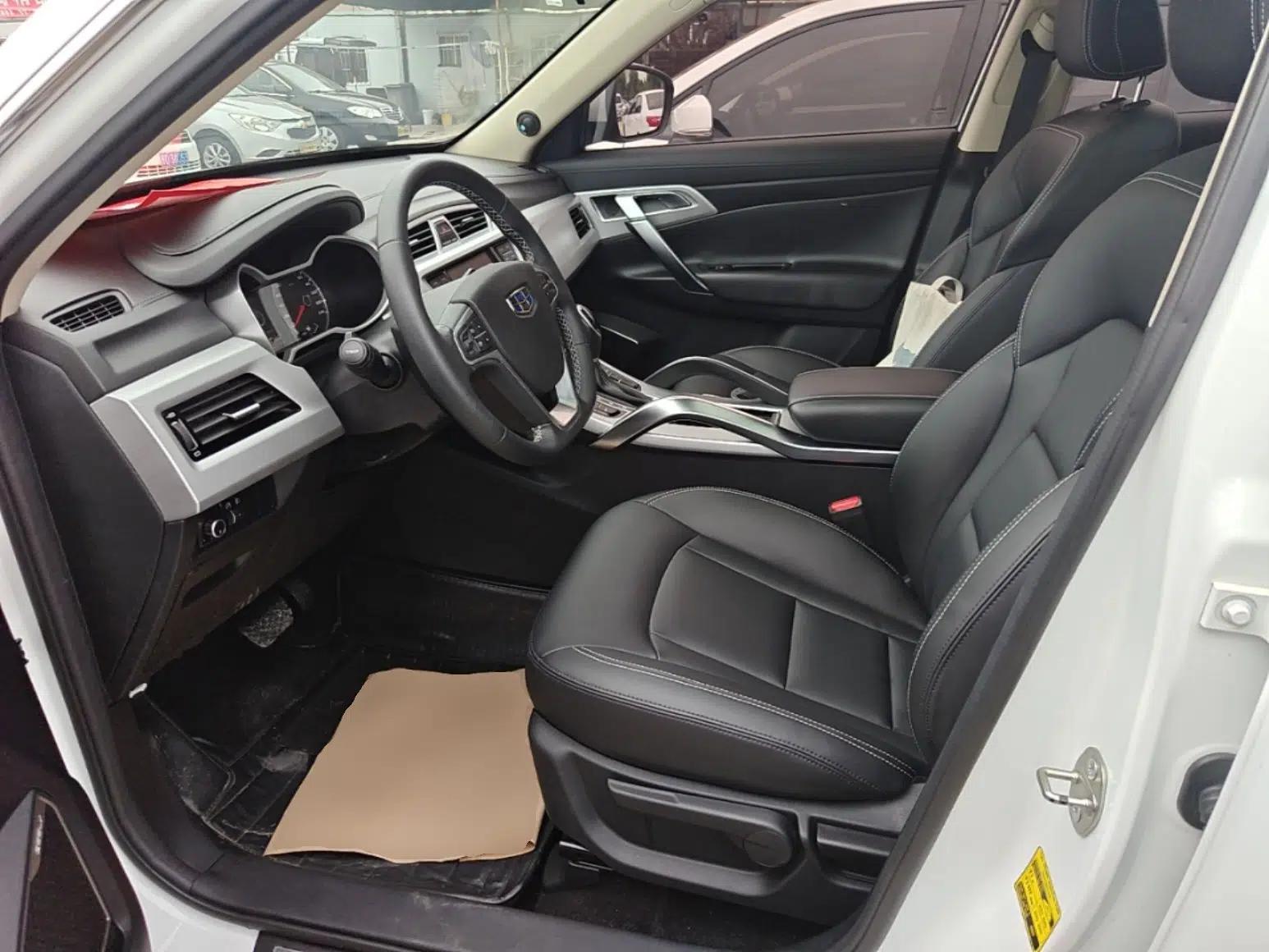 Geely Auto Emgrand X7 Sport 2016 1.8TD Automatic ZhiShang Model — миниатюра 17