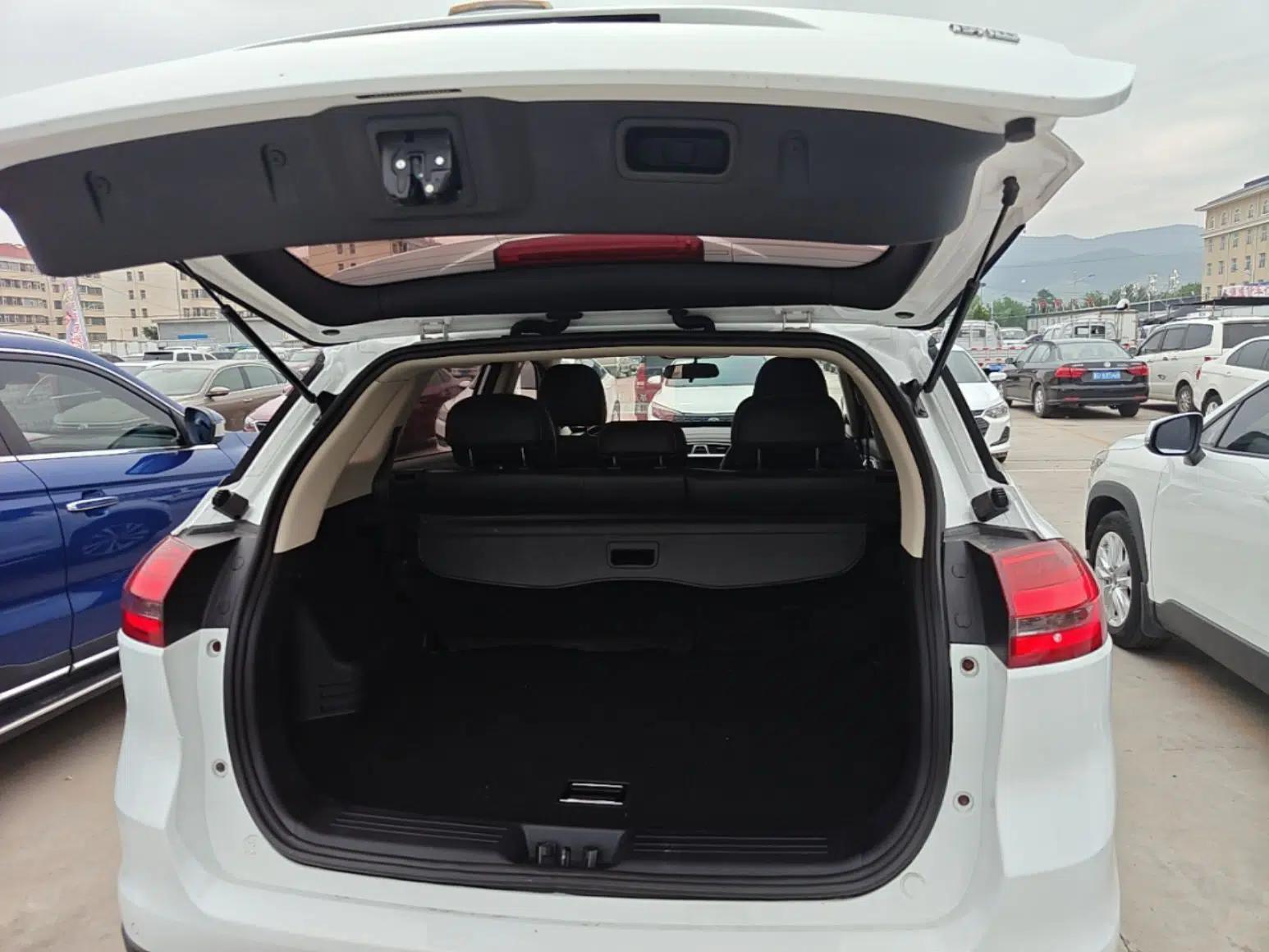Geely Auto Emgrand X7 Sport 2016 1.8TD Automatic ZhiShang Model — миниатюра 22
