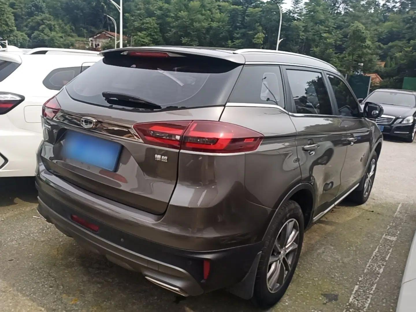 Geely Auto Emgrand X7 Sport 2020 1.8TD DCT Two-Wheel Drive Smart Connect 4G-Enabled Version — миниатюра 6