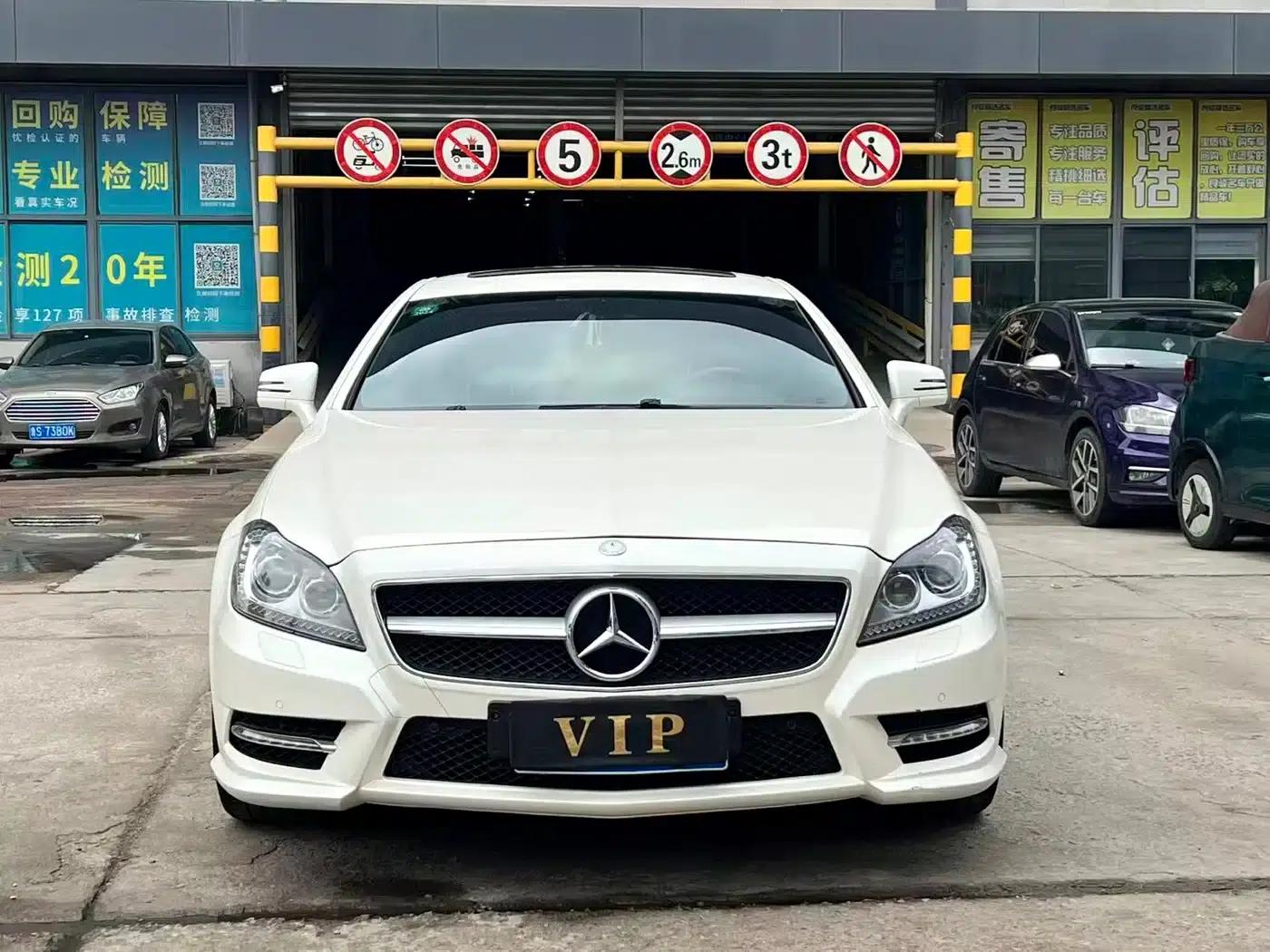 2012 Mercedes-Benz CLS 300 CGI — миниатюра 2