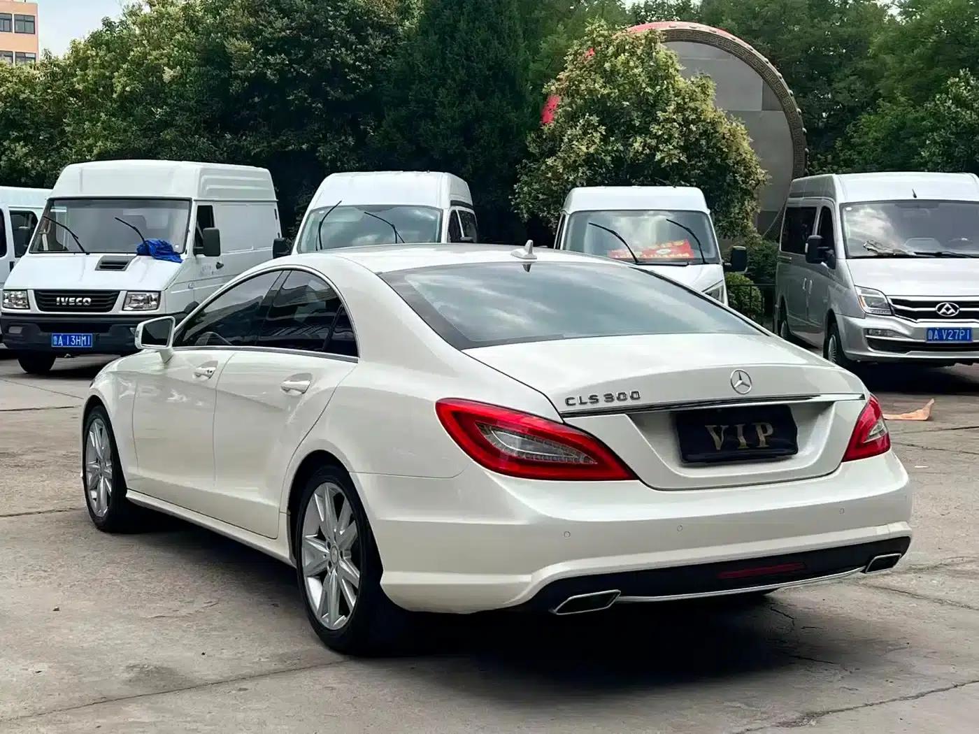 2012 Mercedes-Benz CLS 300 CGI — миниатюра 9
