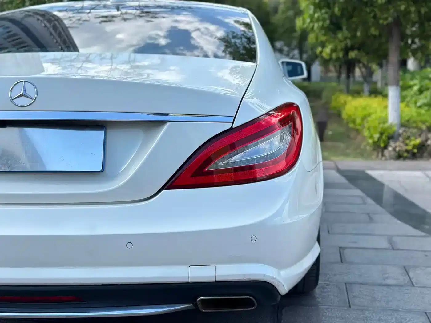 2012 Mercedes-Benz CLS 300 CGI — миниатюра 18