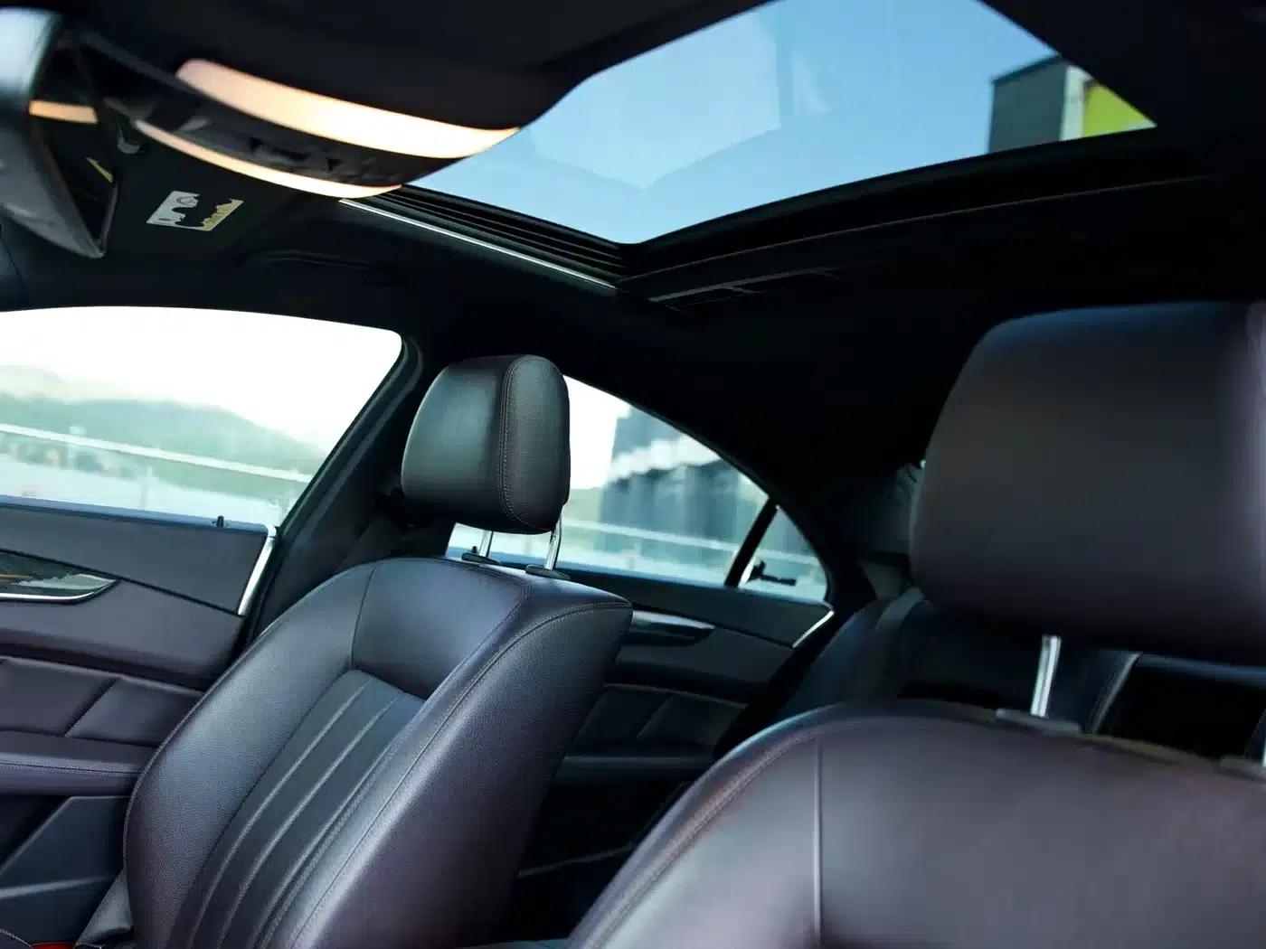 2012 Mercedes-Benz CLS 300 CGI — миниатюра 8