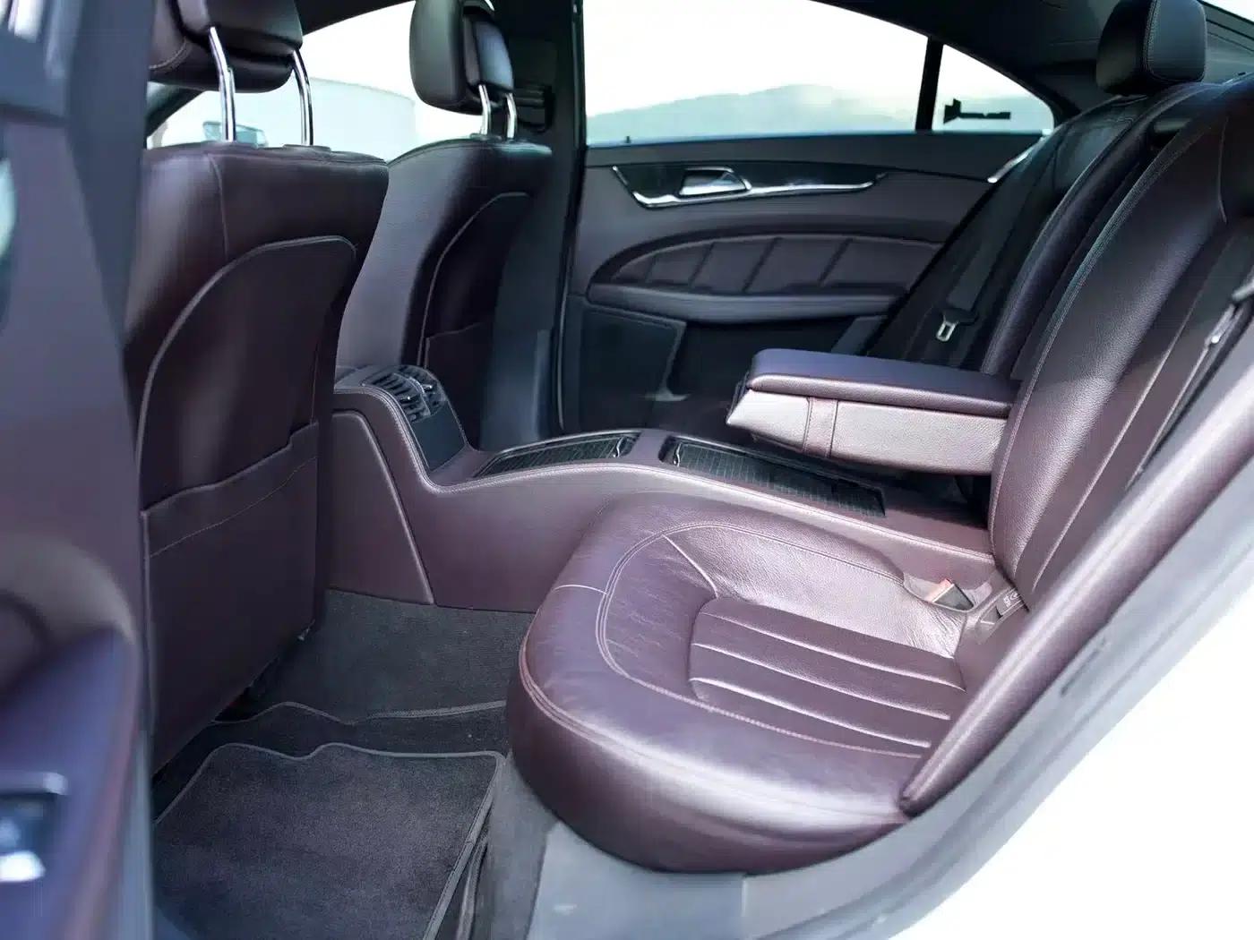 2012 Mercedes-Benz CLS 300 CGI — миниатюра 9