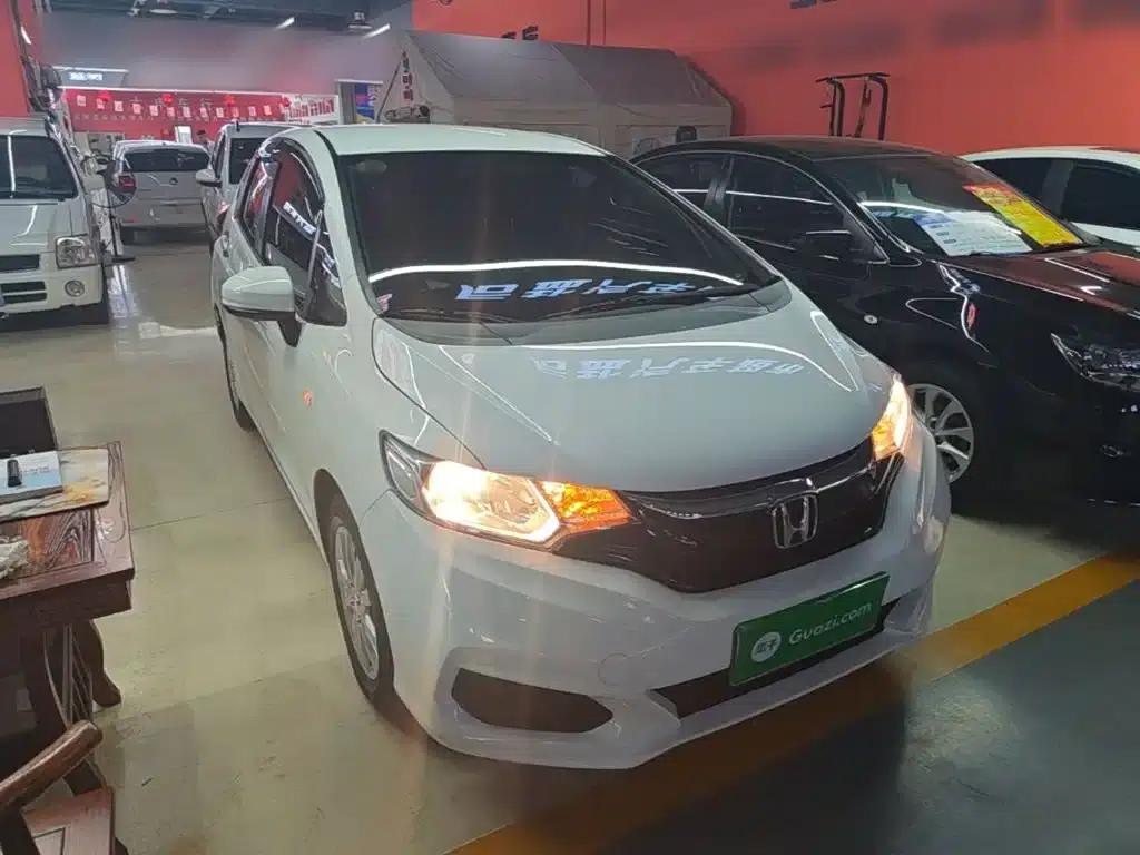 Honda Fit 2018 1.5L CVT Comfort Edition — миниатюра 4
