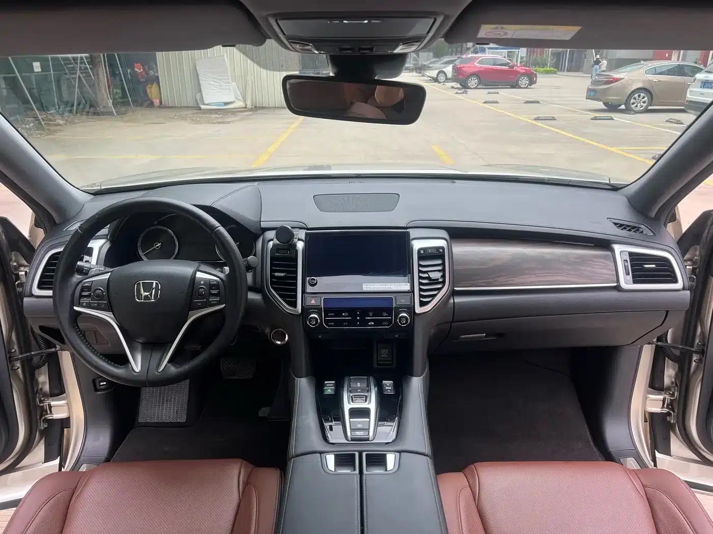 Honda UR-V 2017 370TURBO 4WD Premium Edition (National V Emission Standard) — миниатюра 5