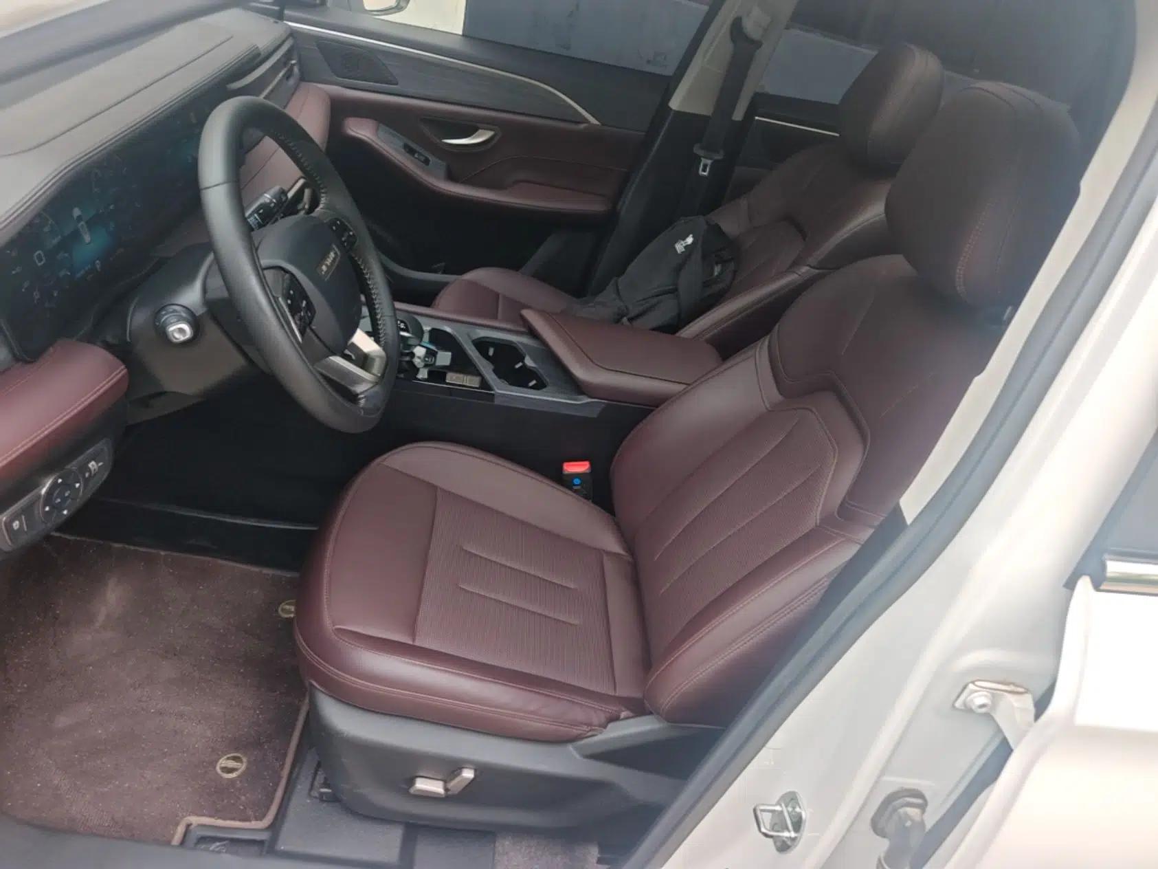 JETOUR X90 PLUS 2024 1.6TD DCT Villa 7-Seater — миниатюра 17