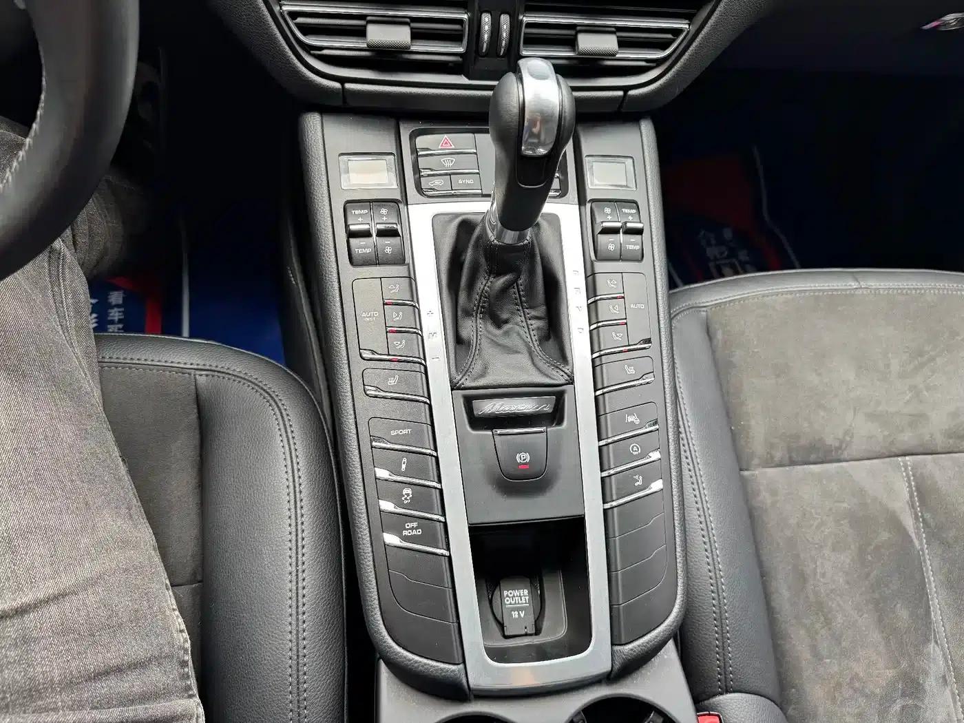 2020 Macan 2.0T — миниатюра 15
