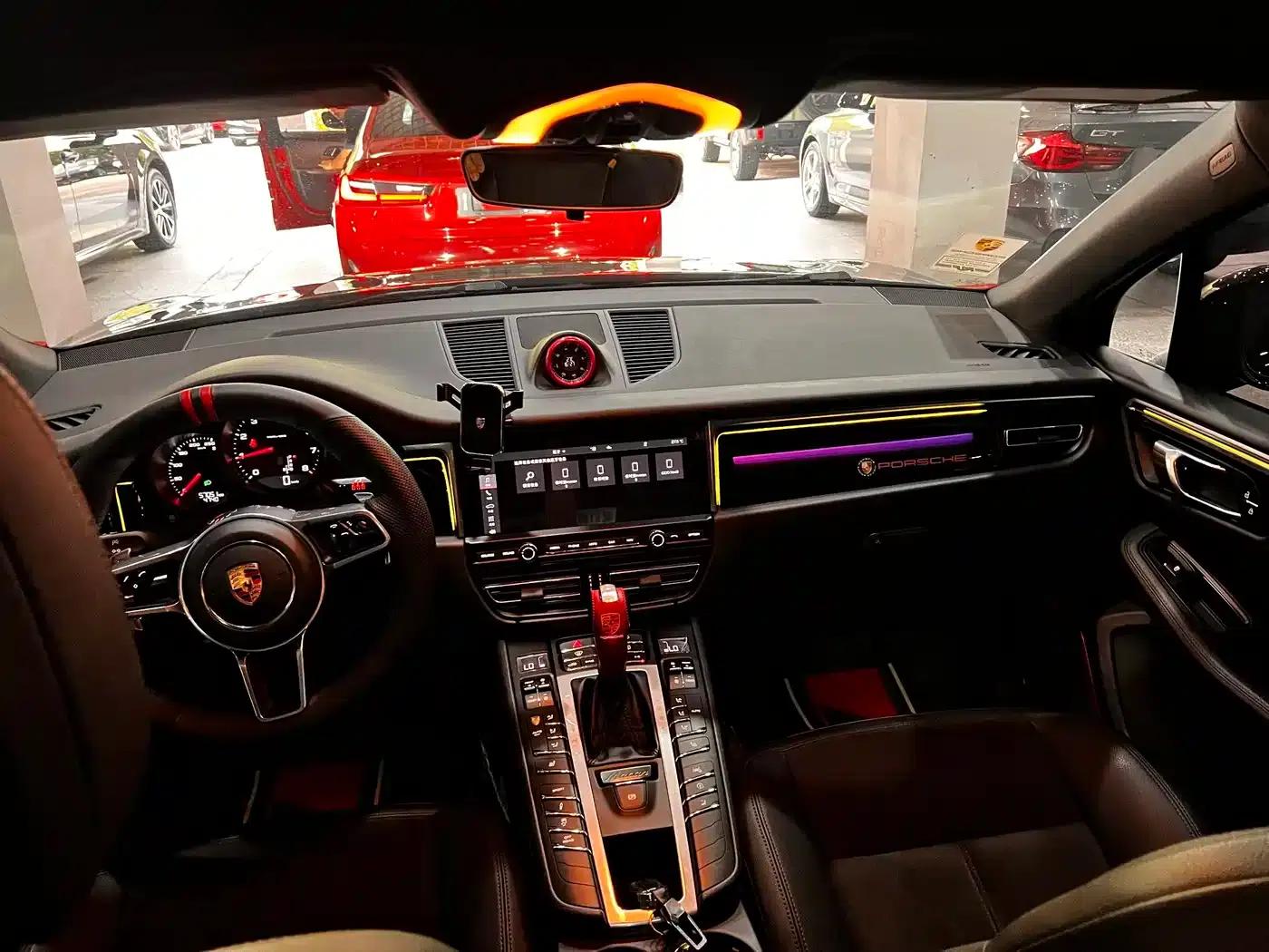 2020 Macan 2.0T — миниатюра 31