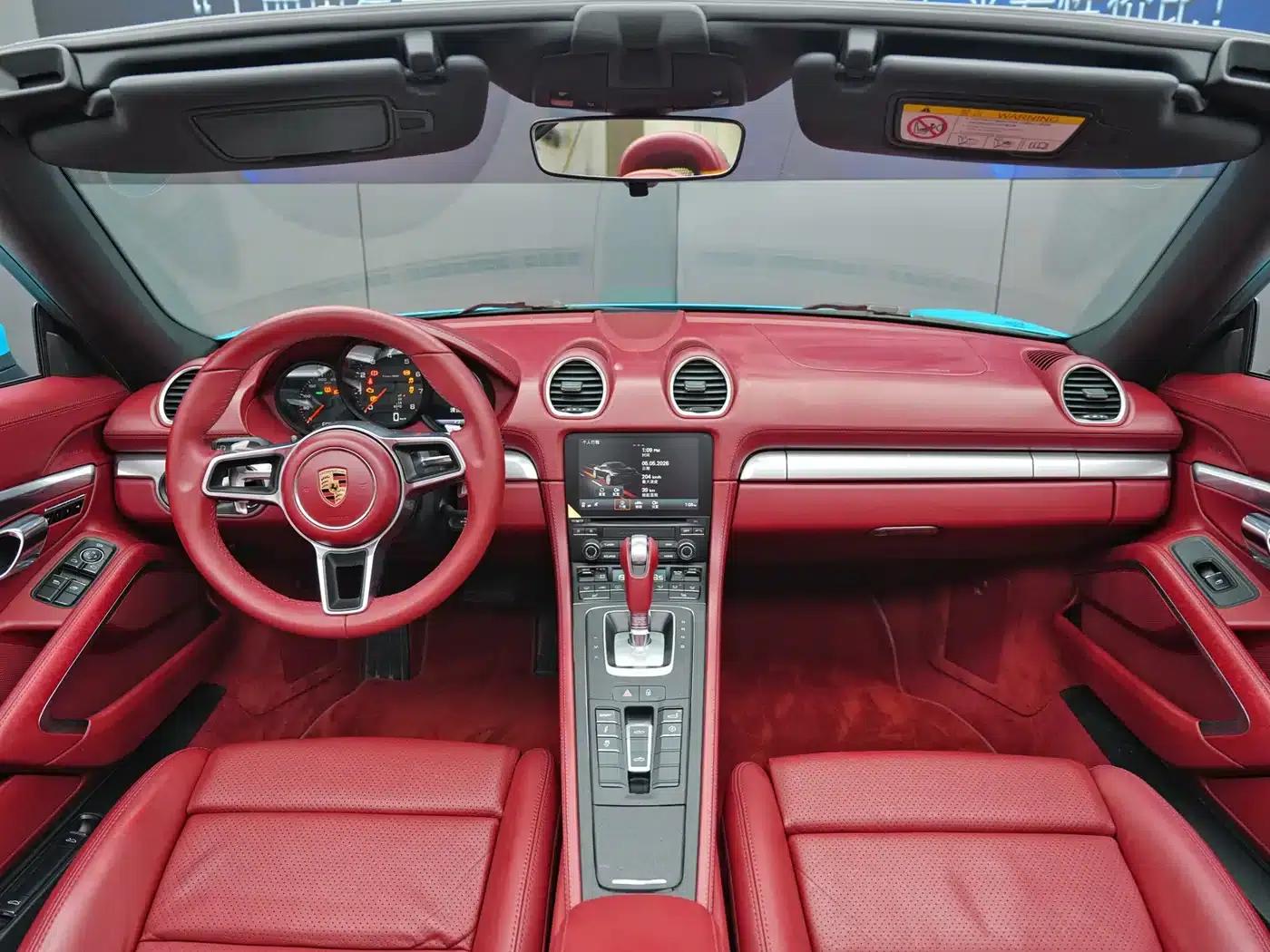 2016 Porsche 718 Boxster 2.0T — миниатюра 10