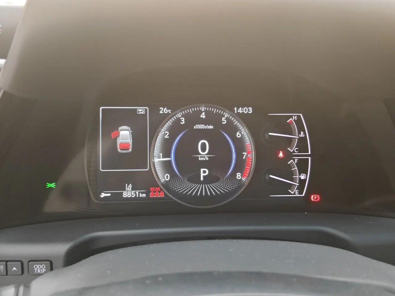 Lexus ES 2023 200 Excellence Edition — миниатюра 11