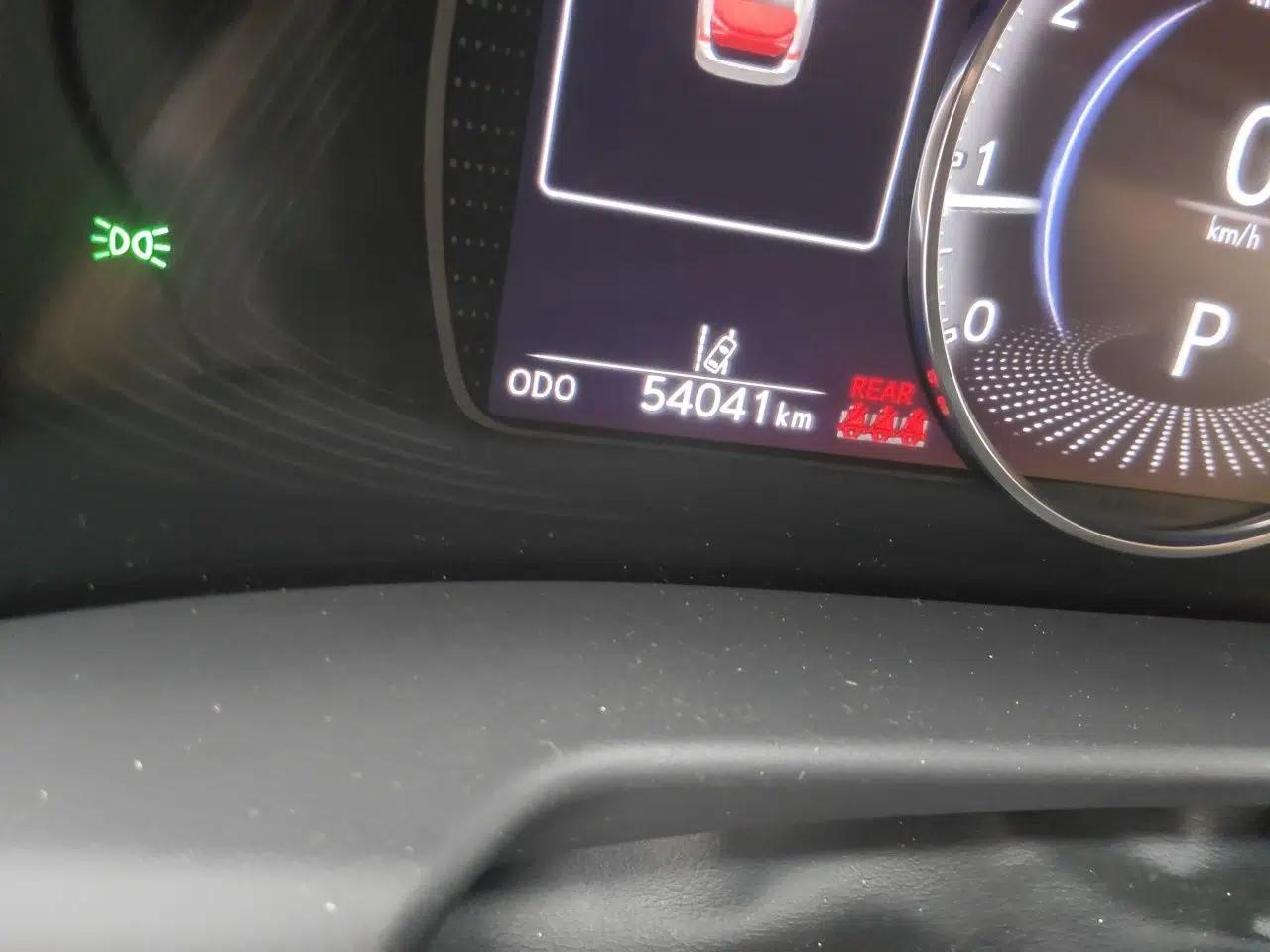Lexus ES 2023 200 Excellence Edition — миниатюра 12