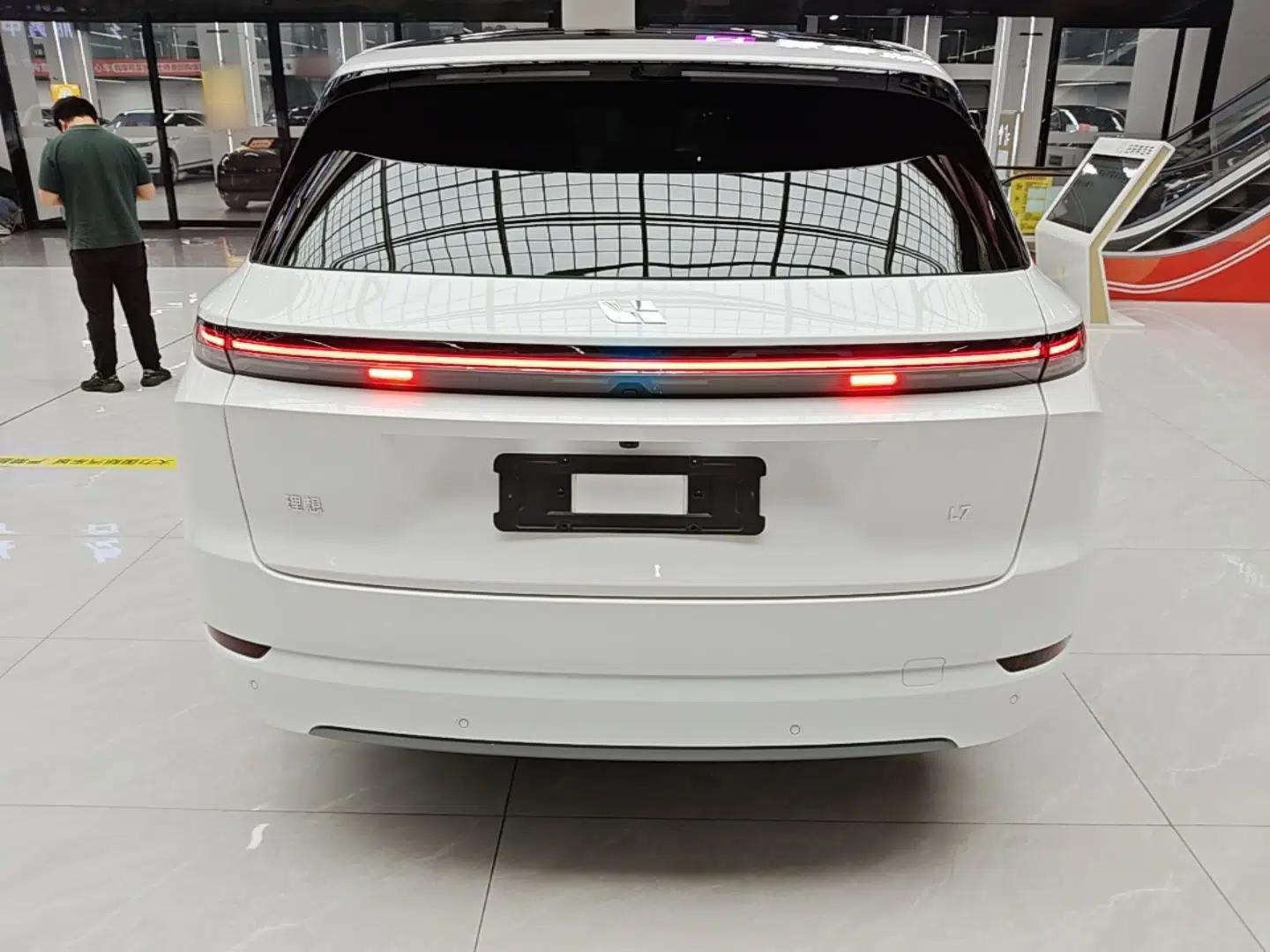 Li Auto L7 2024 MAX Model — миниатюра 5