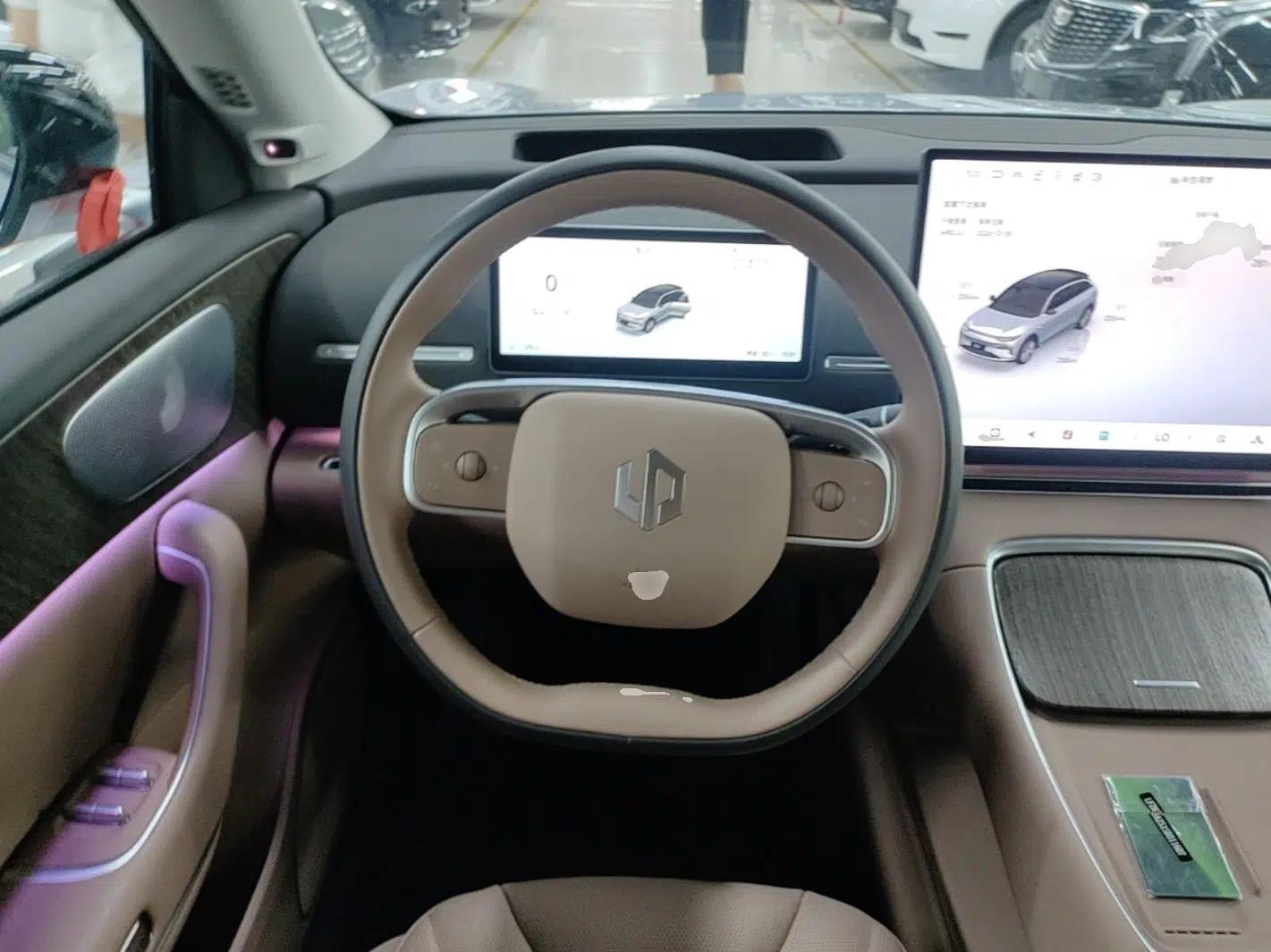 Leapmotor C11 2026 All-Electric 640 LiDAR Prestige Edition — миниатюра 13