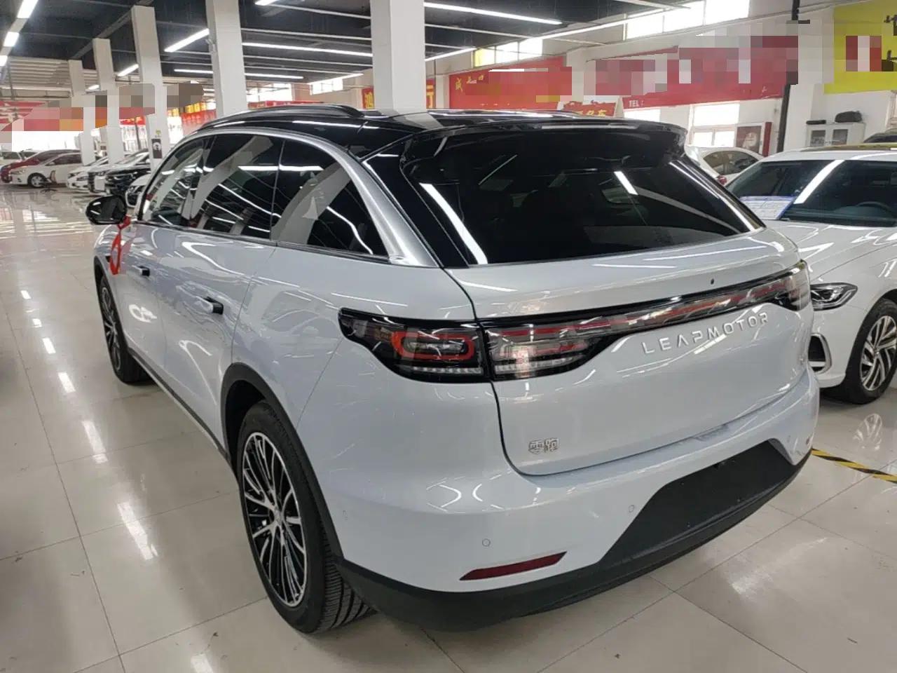Leapmotor C11 2026 All-Electric 640 LiDAR Prestige Edition — миниатюра 4