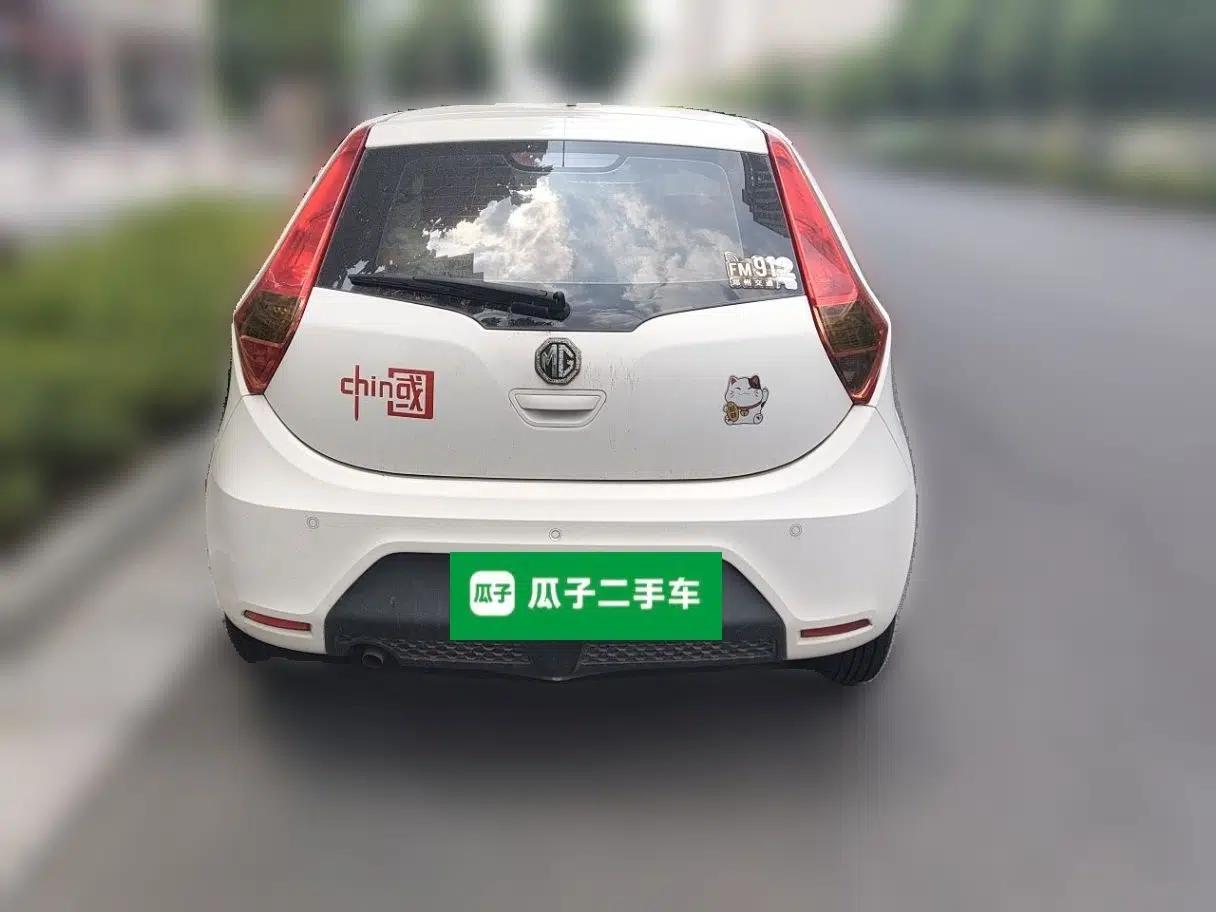 MG 3 2011 1.3L AMT Comfort Edition — миниатюра 5