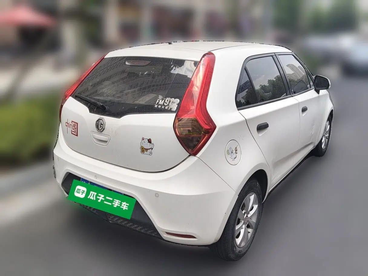 MG 3 2011 1.3L AMT Comfort Edition — миниатюра 6