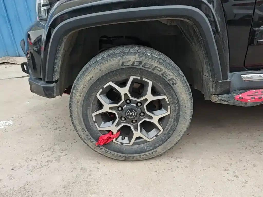 Beijing BJ40 2019 PLUS 2.3T Automatic 4WD Flagship Edition (National VI Emission Standard) — миниатюра 23