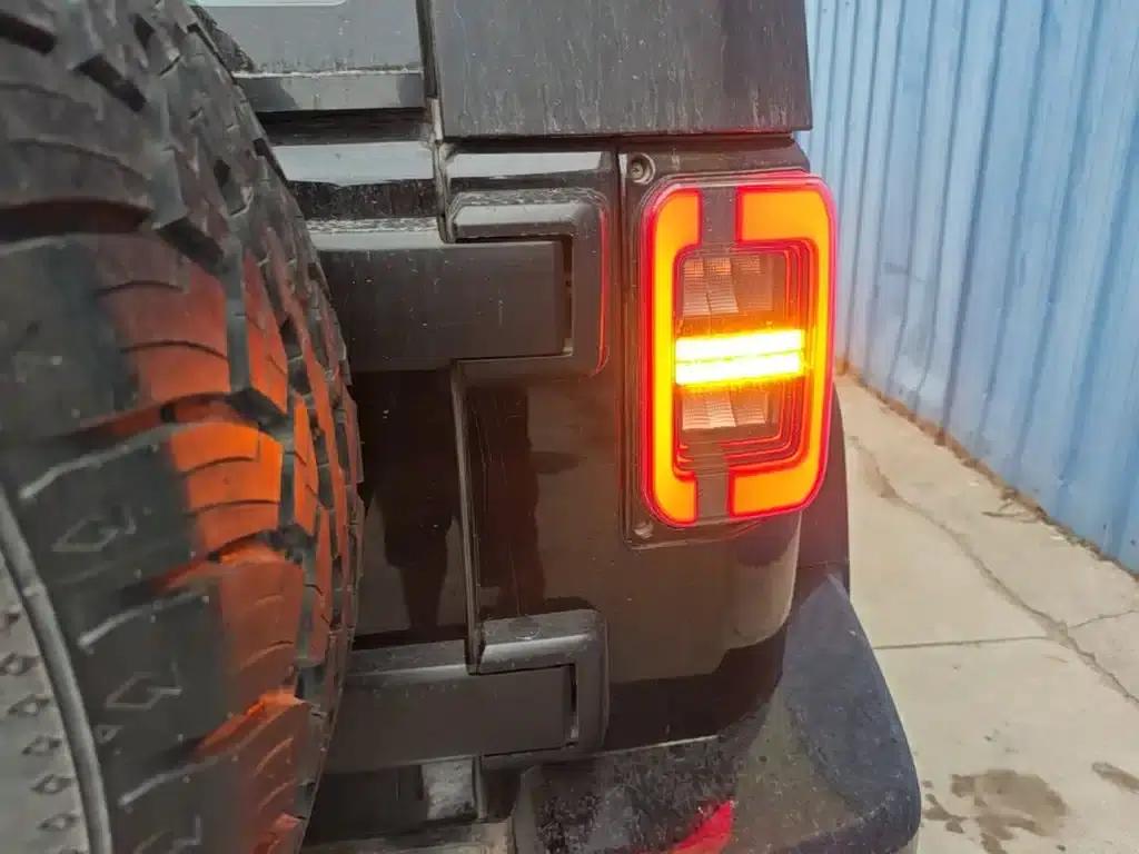 Beijing BJ40 2019 PLUS 2.3T Automatic 4WD Flagship Edition (National VI Emission Standard) — миниатюра 8