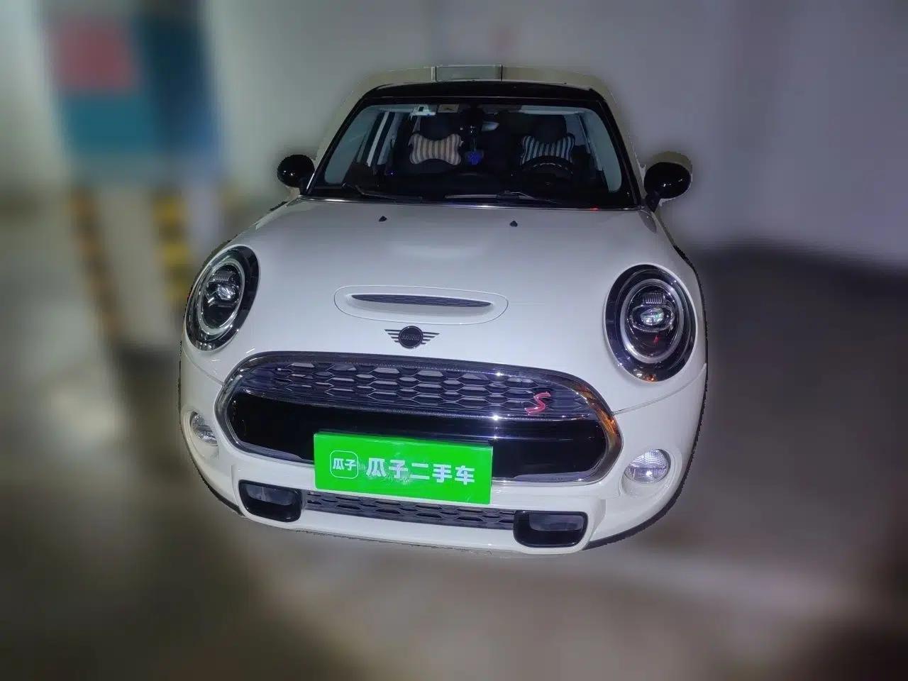 MINI 2019 2.0T COOPER S Classic Edition Five-Door Model — миниатюра 2