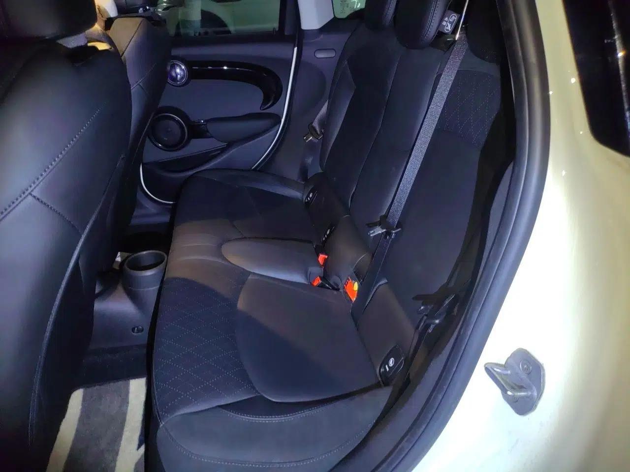 MINI 2019 2.0T COOPER S Classic Edition Five-Door Model — миниатюра 17