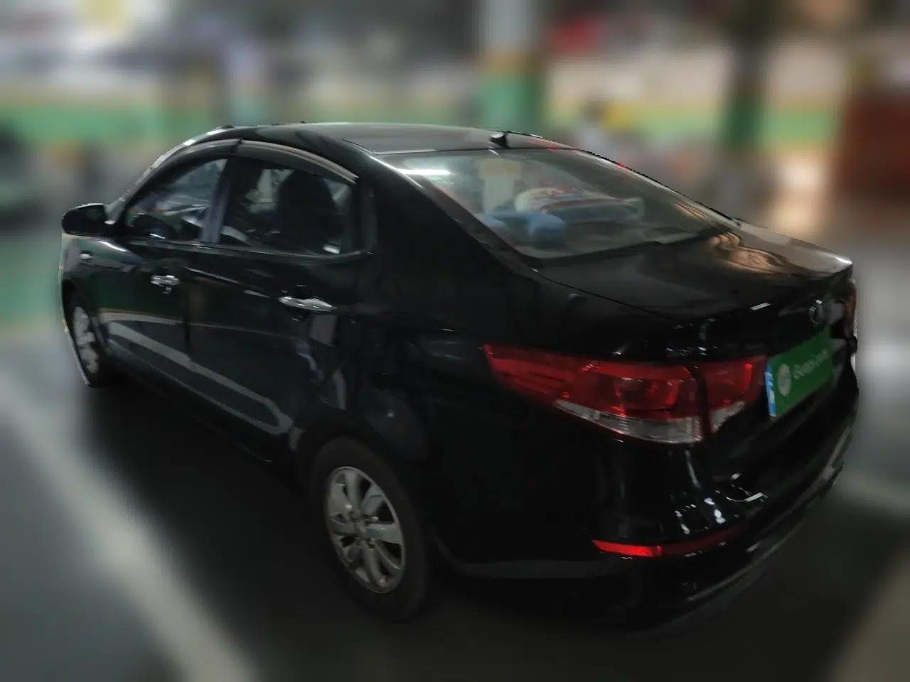 Kia K2 2015 Sedan 1.4L MT GLS — миниатюра 4