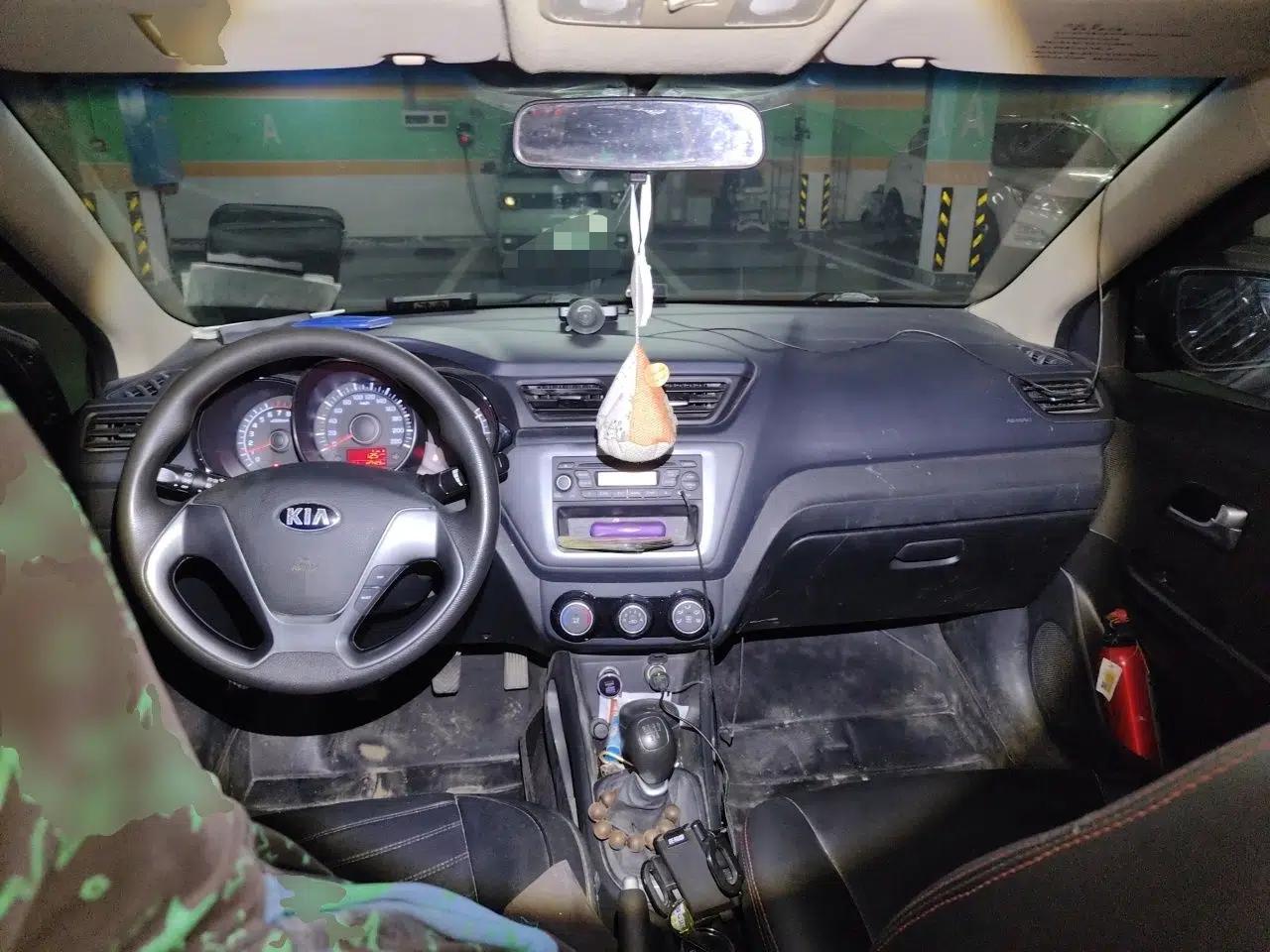 Kia K2 2015 Sedan 1.4L MT GLS — миниатюра 9