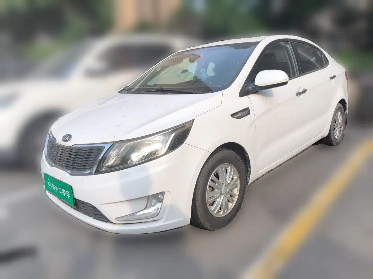 Kia K2 2011 Sedan 1.4L Manual Transmission GLS — миниатюра 1