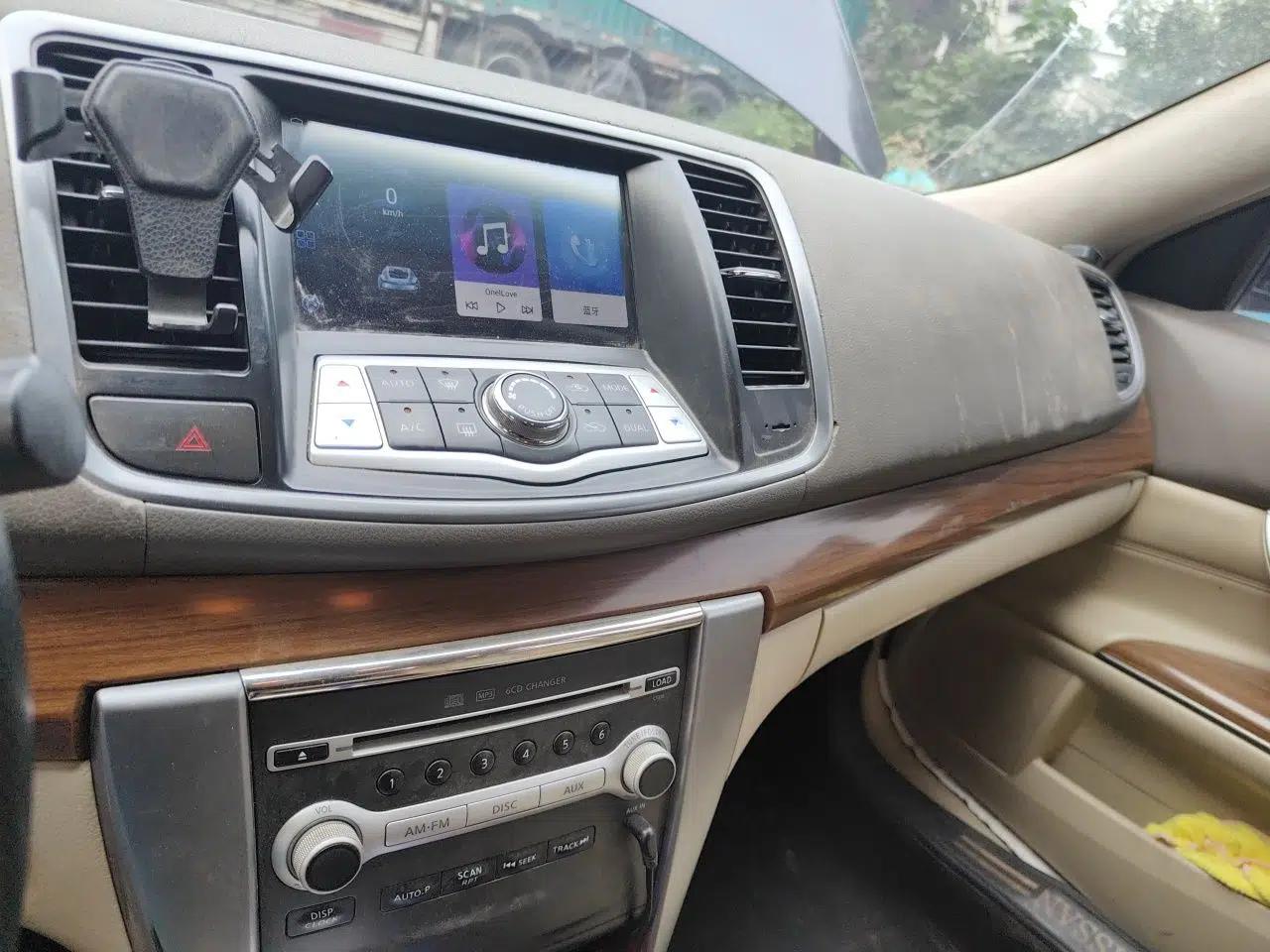 Nissan Teana 2011 2.0L XE Standard Edition — миниатюра 13