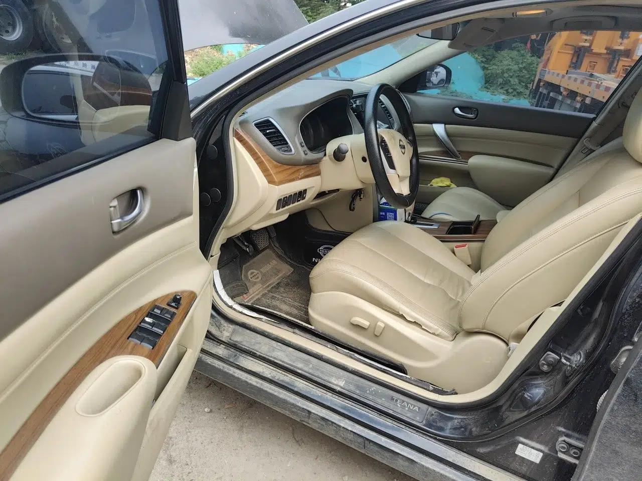 Nissan Teana 2011 2.0L XE Standard Edition — миниатюра 16
