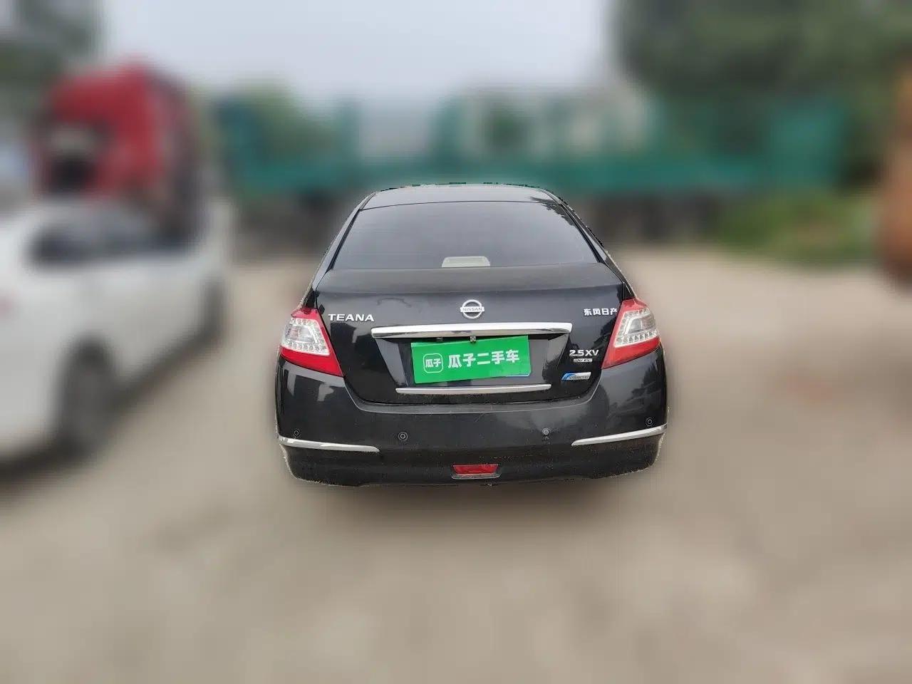Nissan Teana 2011 2.0L XE Standard Edition — миниатюра 5