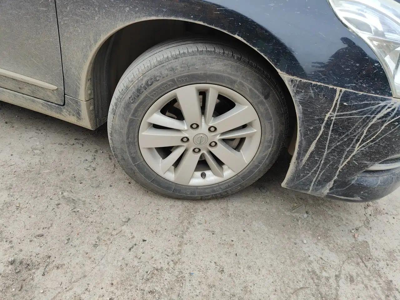 Nissan Teana 2011 2.0L XE Standard Edition — миниатюра 8