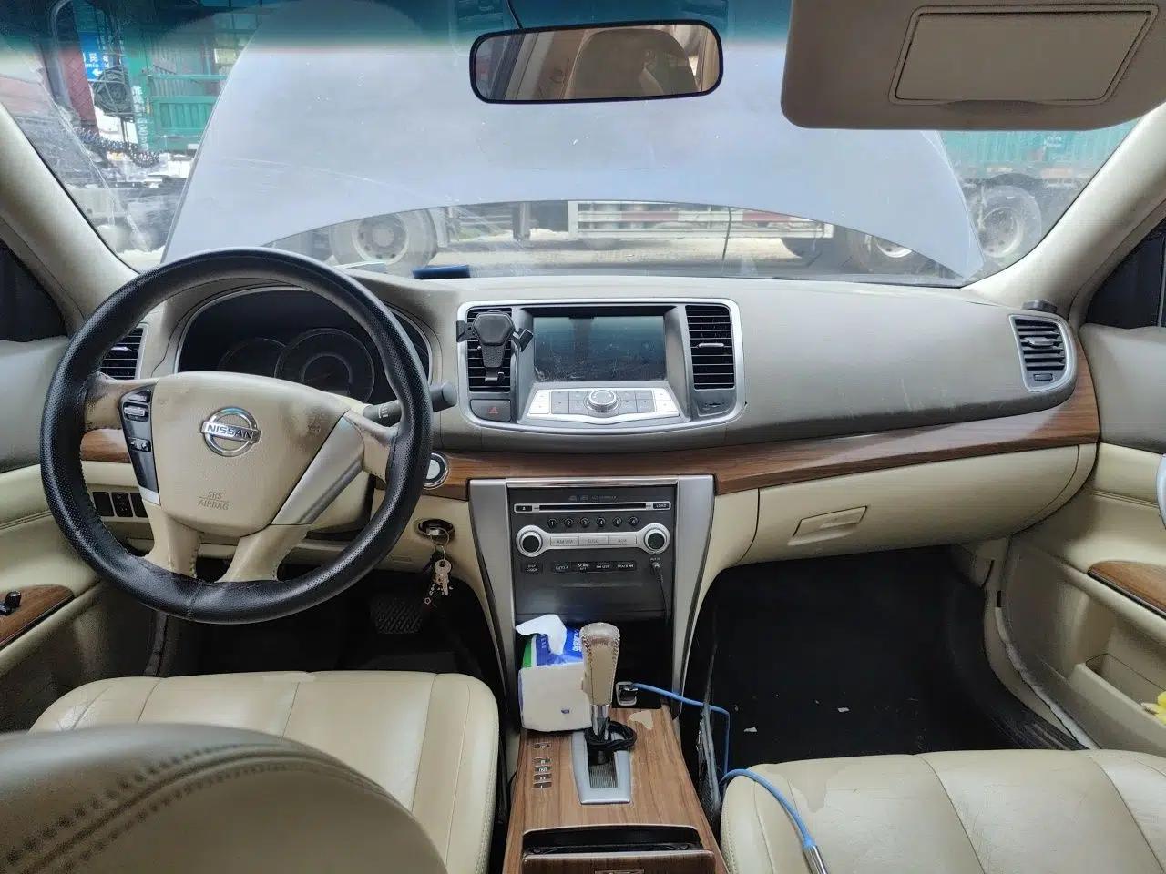 Nissan Teana 2011 2.0L XE Standard Edition — миниатюра 9