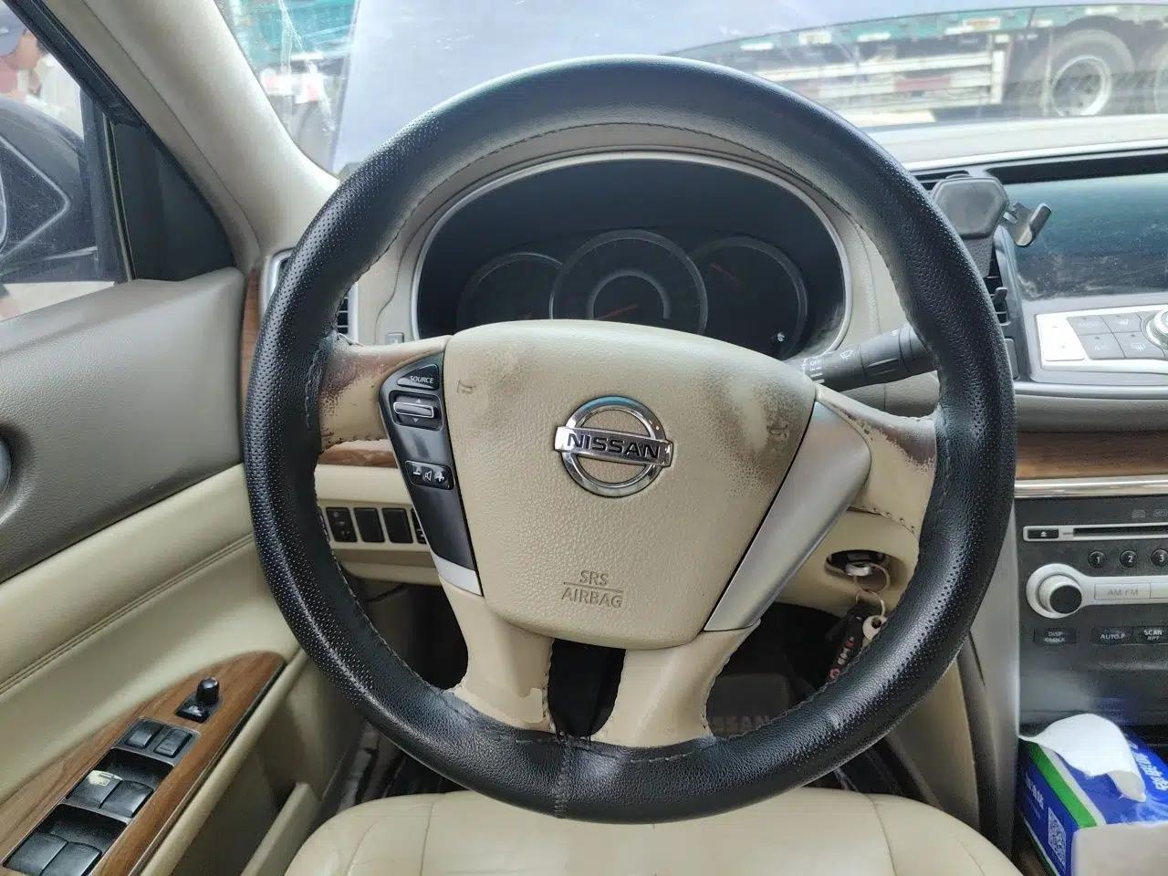 Nissan Teana 2011 2.0L XE Standard Edition — миниатюра 10