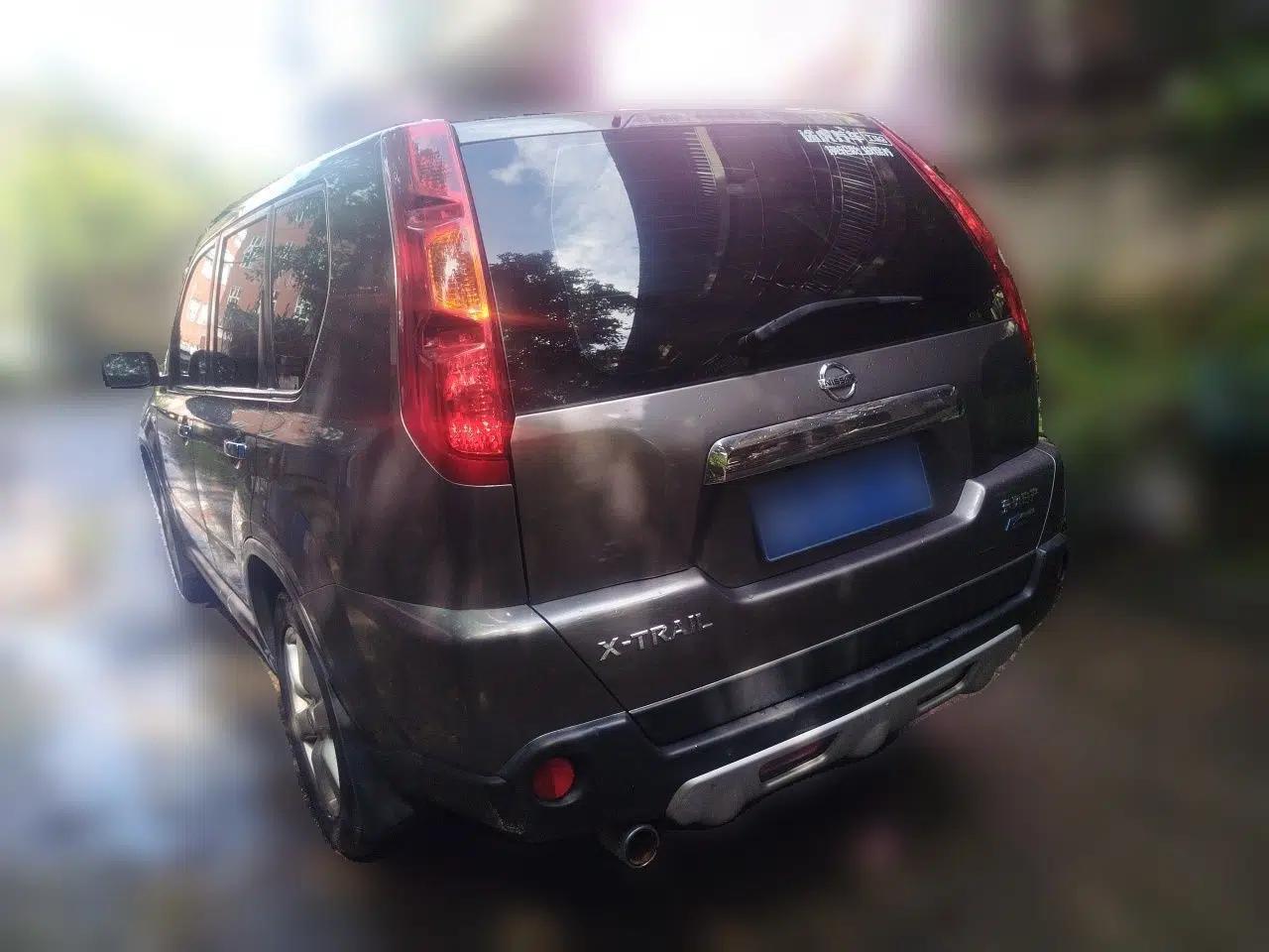 Nissan X-Trail 2012 2.5L CVT Luxury Edition 4WD — миниатюра 4