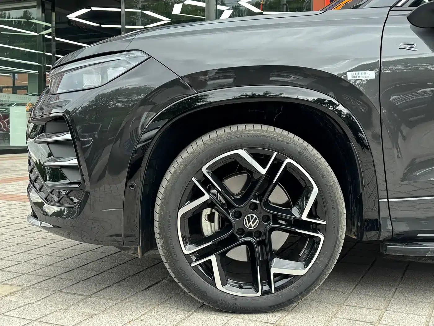Tayron 2025 Model, Tayron L 380TSI 4WD Luxury Easy Package — миниатюра 5