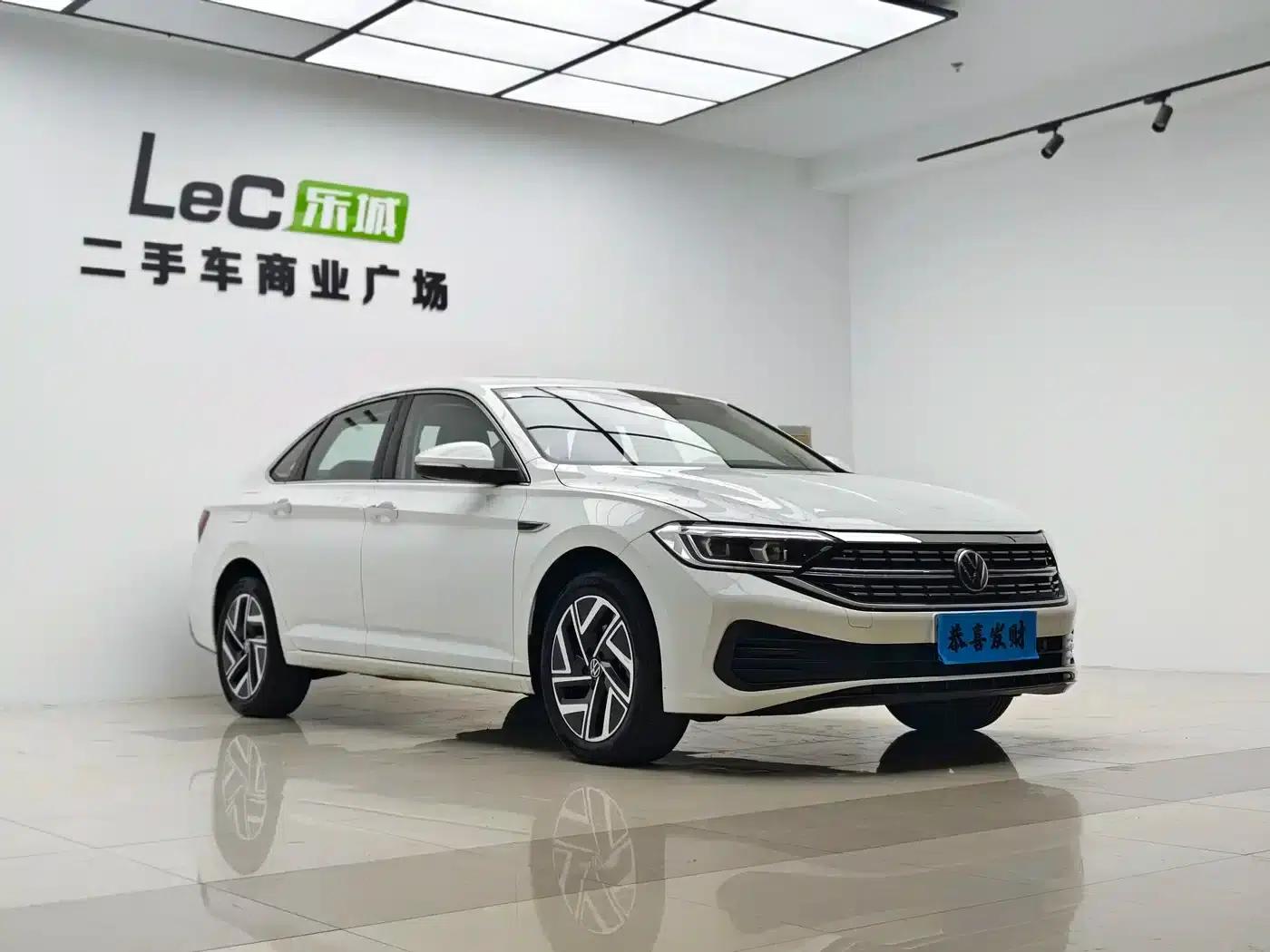 2024 Volkswagen Sagitar 300TSI DSG Super Edition — миниатюра 3