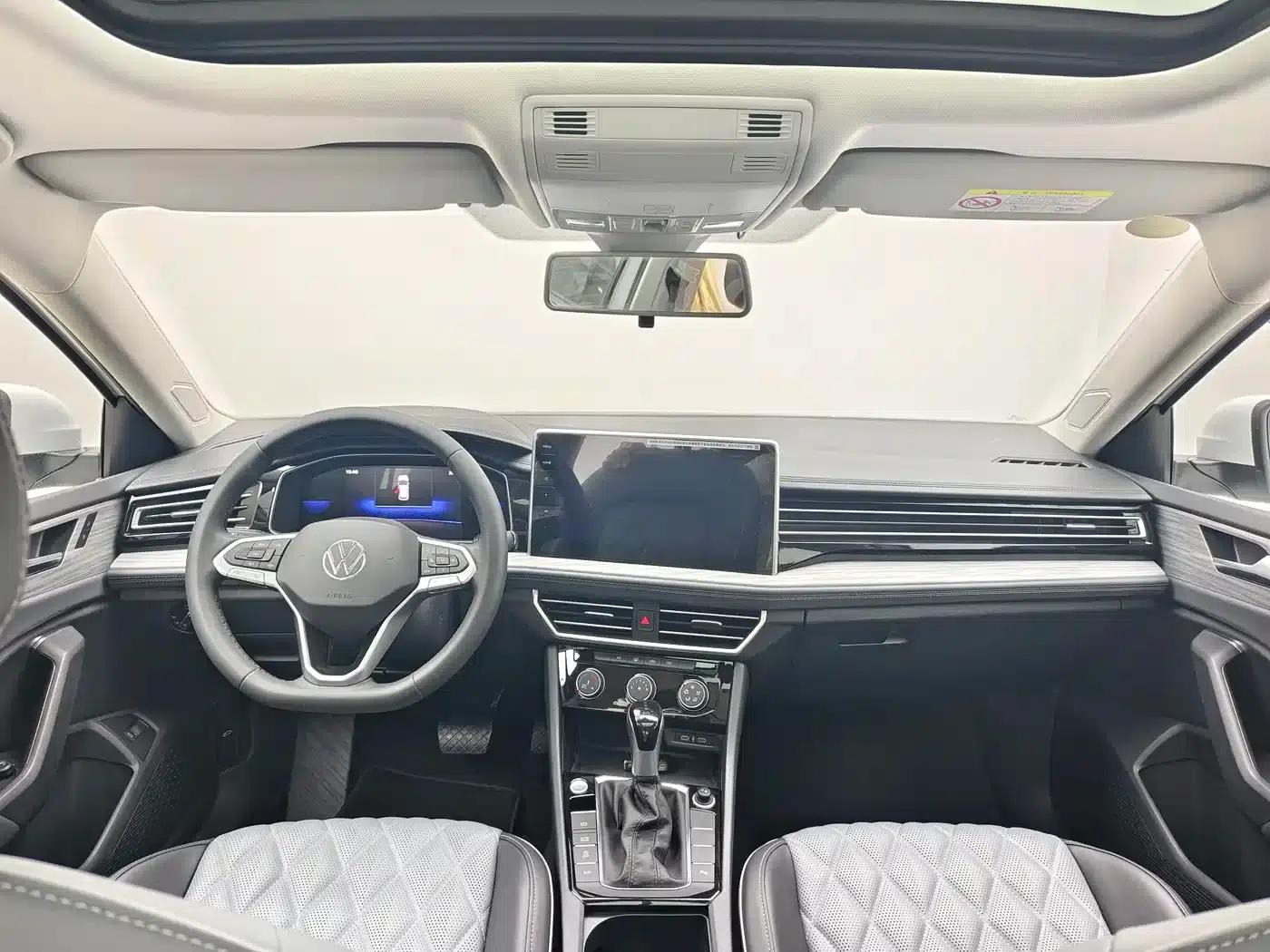 2024 Volkswagen Sagitar 300TSI DSG Super Edition — миниатюра 6