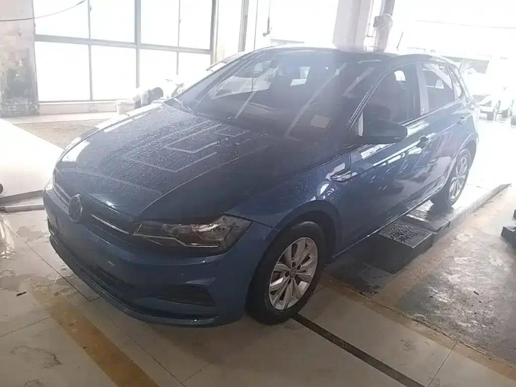 2019 Polo Plus 1.5L Automatic Colorful Technology Edition — миниатюра 1