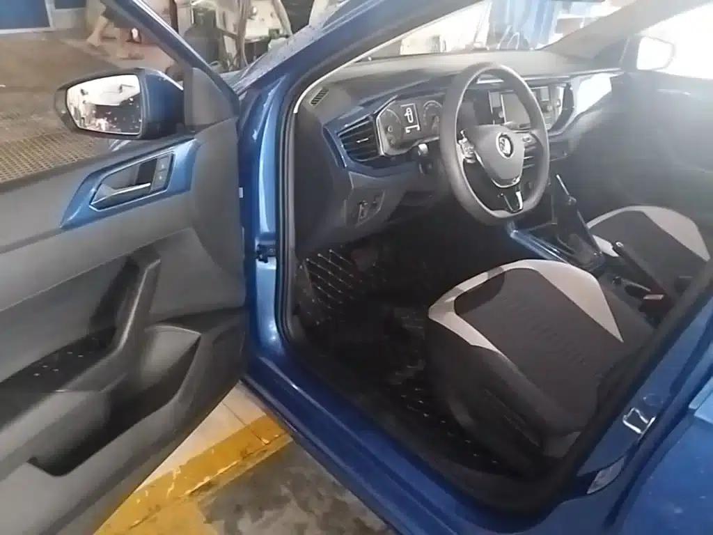 2019 Polo Plus 1.5L Automatic Colorful Technology Edition — миниатюра 16