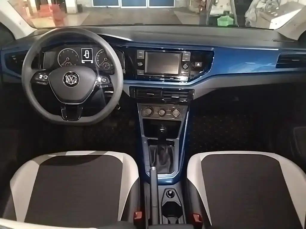 2019 Polo Plus 1.5L Automatic Colorful Technology Edition — миниатюра 10