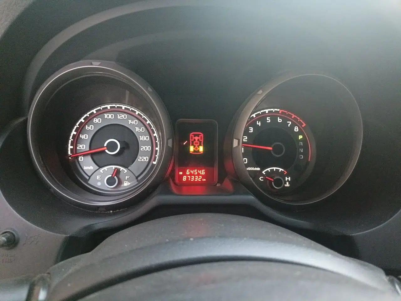 Mitsubishi Pajero — миниатюра 11