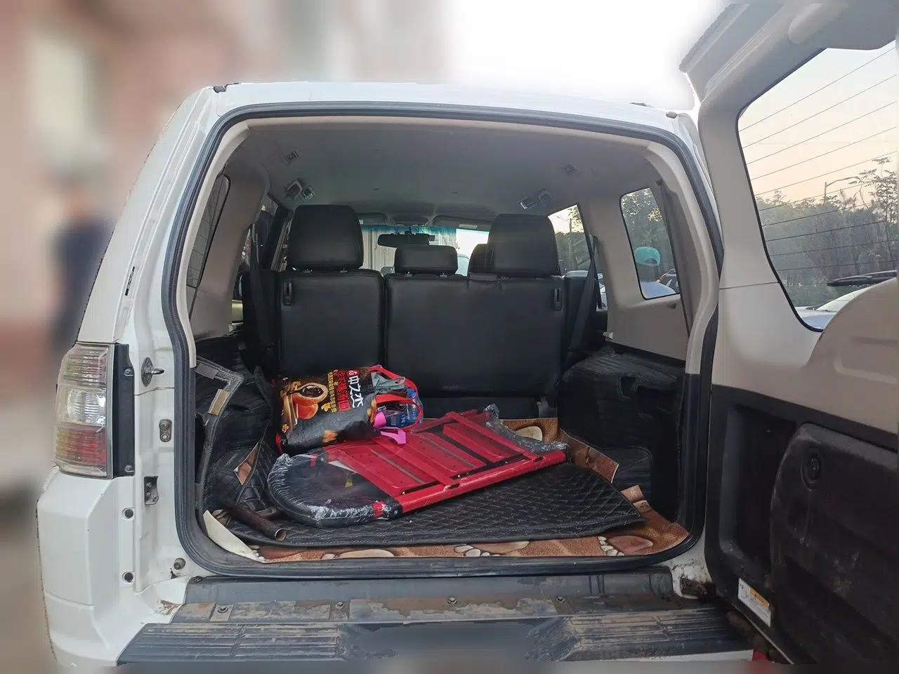 Mitsubishi Pajero — миниатюра 19